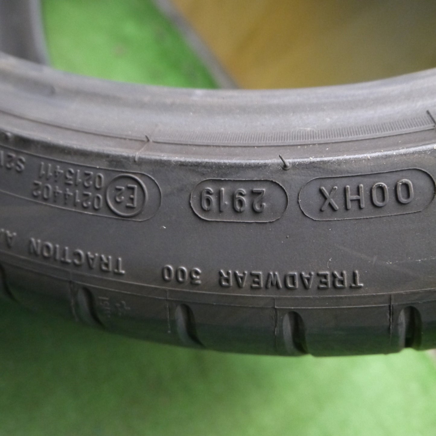 *送料無料* バリ溝！8.5分★265/35R19 ミシュラン パイロット スーパー スポーツ 19インチ タイヤ BMW ベンツ レクサス 等★4040204Hノタ