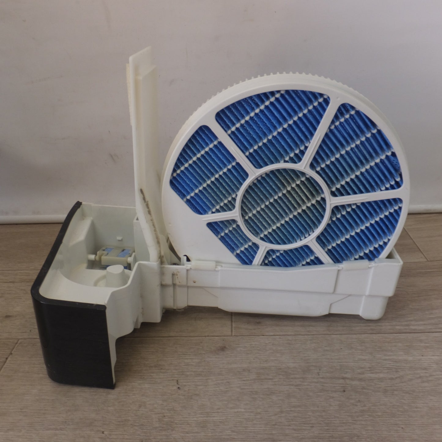 [送料無料] ★シャープ SHARP 2011年製 加湿空気清浄機 KC-A70-B　100V 50-60Hz★