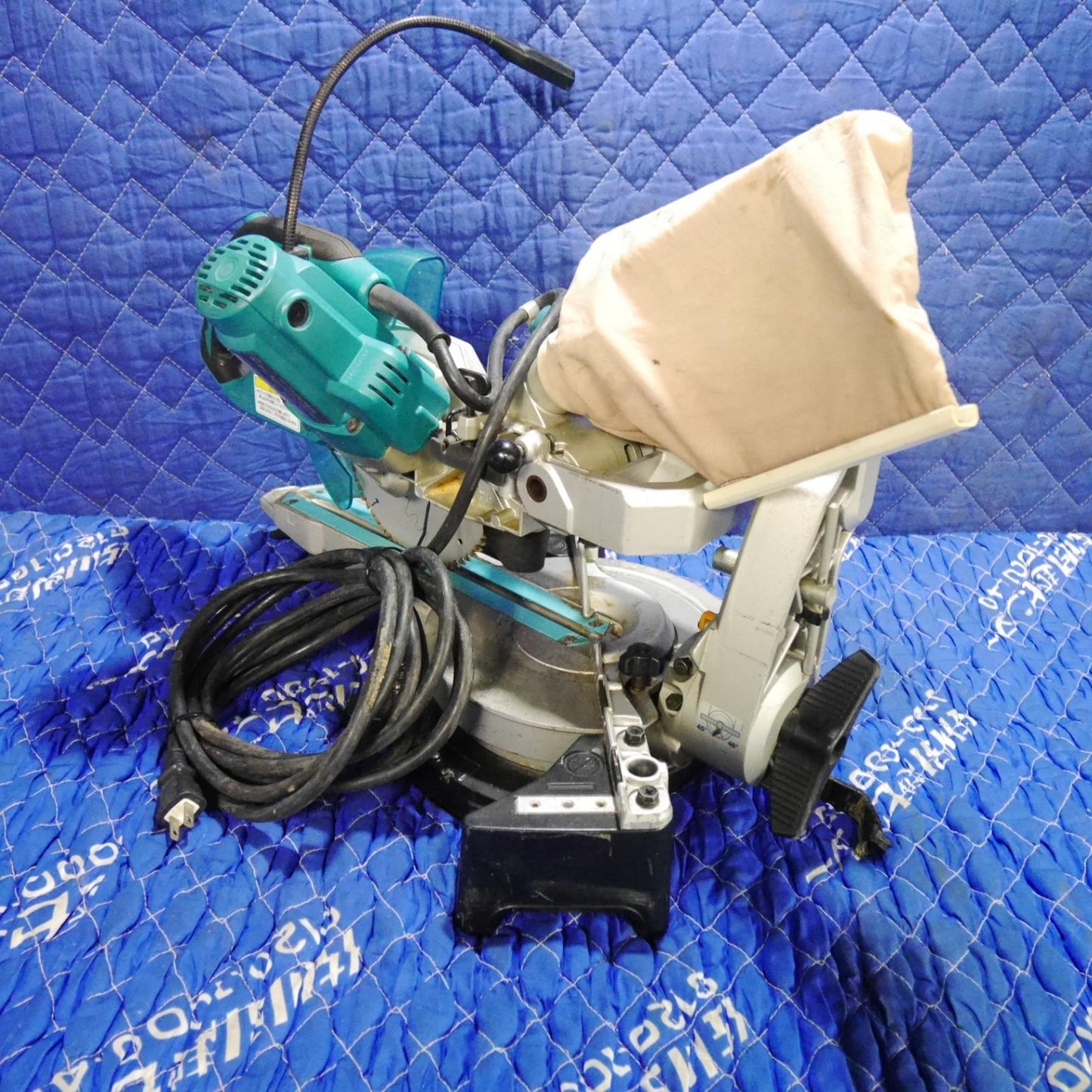 [送料無料] ☆マキタ 165mm スライド マルノコ LS0612FL 電動 工具 切断機 丸のこ 丸ノコ 丸鋸 木工用 makita 100V☆