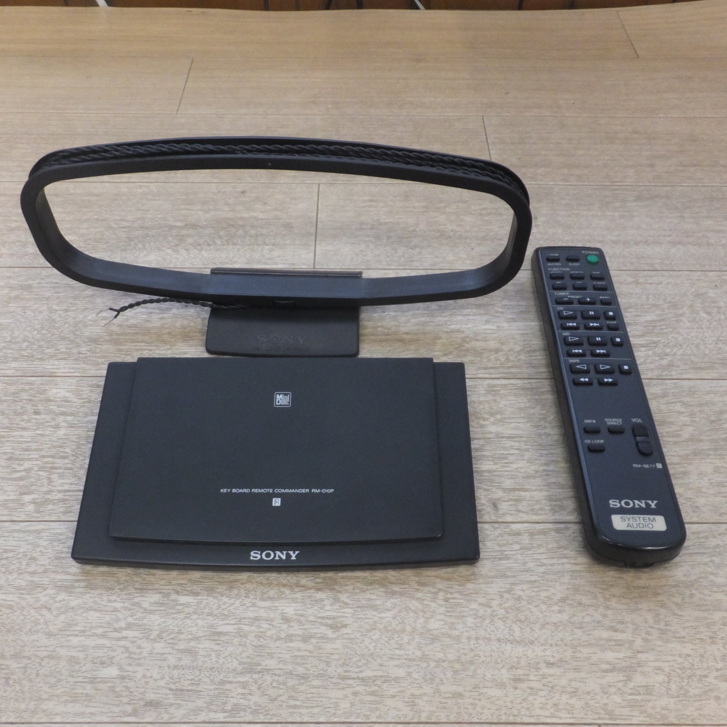 [送料無料] 2個口 現状品★ソニー SONY パーソナルコンポーネントステレオ MDピクシー DHC-MD77★
