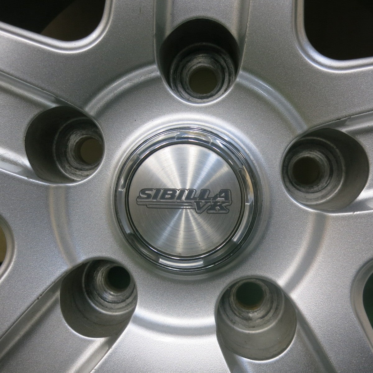 バリ溝！キレイ！9分★スタッドレス 225/65R17 グッドイヤー アイスナビ SUV SIBILLA VK シビラ 17インチ PCD114.3/5H★5112101SKス