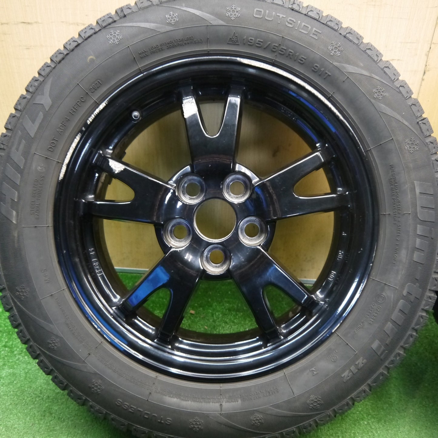 4本価格★トヨタ 30系 プリウス 純正 195/65R15 スタッドレス ハイフライ win-turi 212 15インチ PCD100/5H★6050102Hス