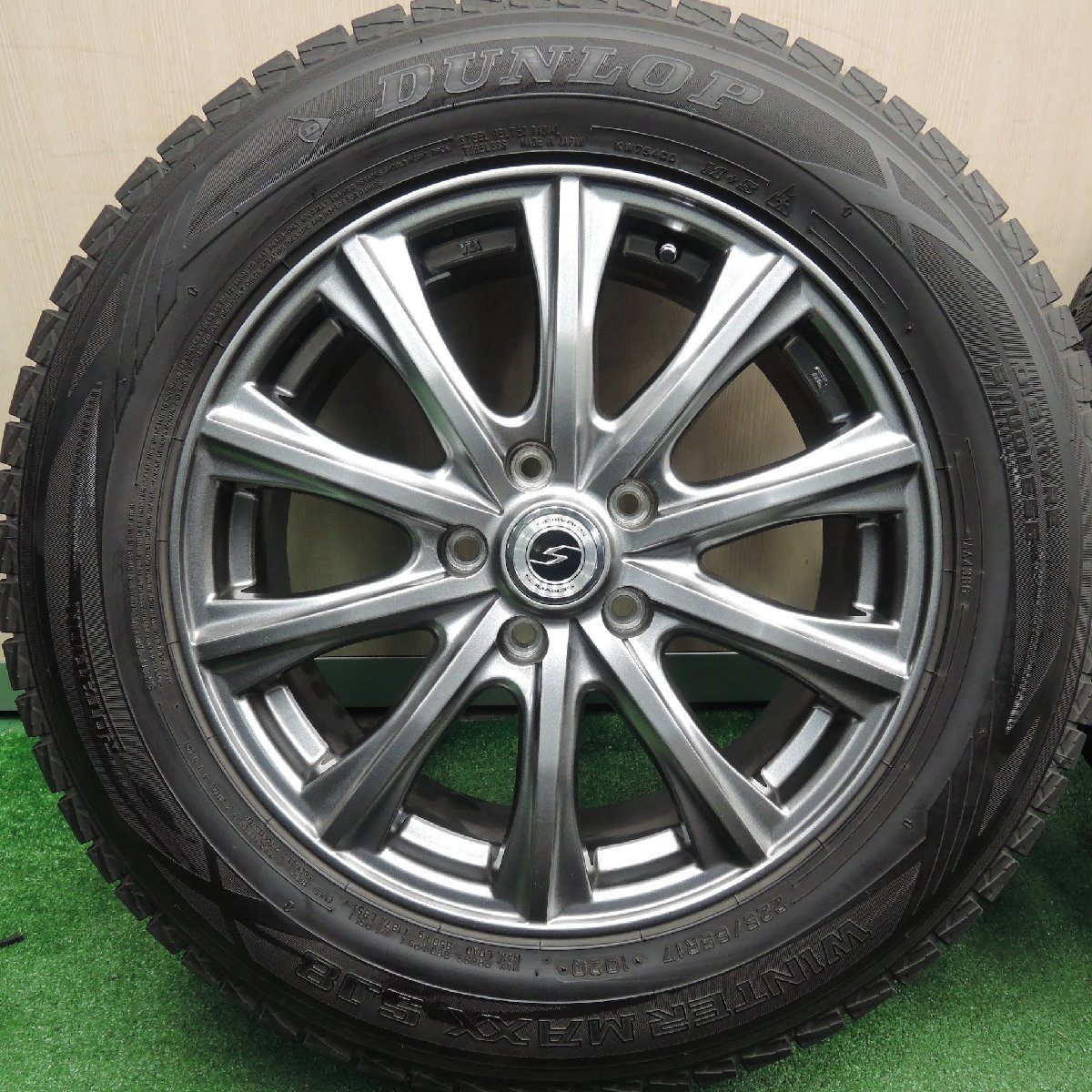 キレイ★スタッドレス 225/65R17 ダンロップ ウインターマックス SJ8 SEMVAES 17インチ PCD114.3/5H★3111805HAス