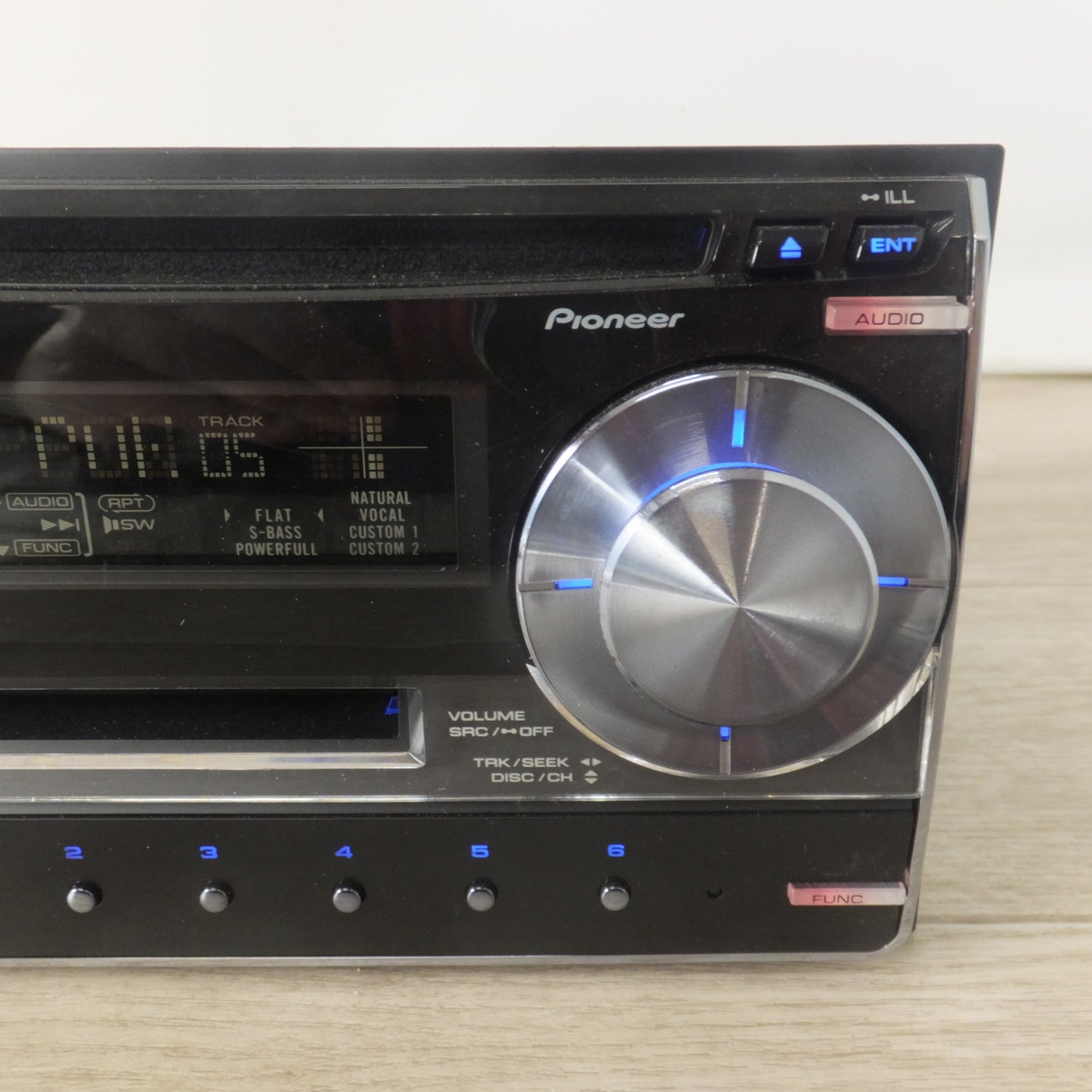 [送料無料] ★カロッツェリア carrozzeria MD/CD/チューナー WMA/MP3/AAC/WAV対応メインユニット FH-P530MD-B(1)★