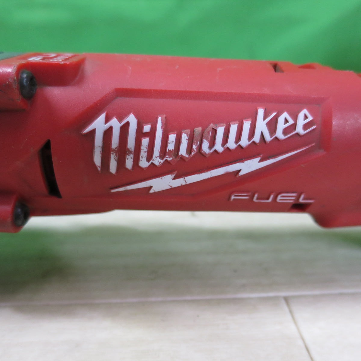 [送料無料] ☆ミルウォーキー 300Nｍ アングルインパクトレンチ M12 FRAIWF12 電動 工具 1/2インチ コードレス milwaukee☆