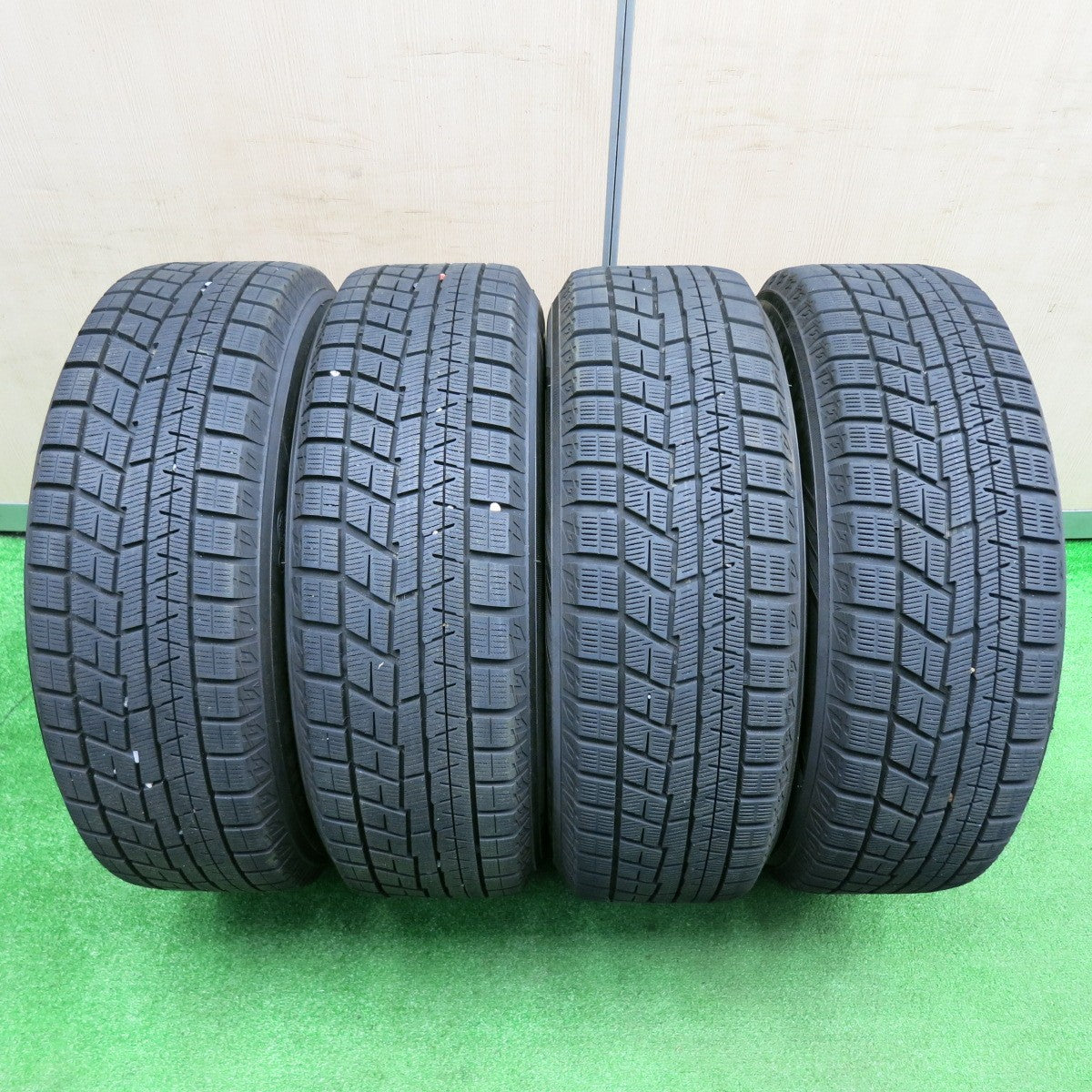 [送料無料] バリ溝！23年！キレイ！ほぼ10分★スタッドレス 205/60R16 ヨコハマ アイスガード iG60 SCHNEIDER ATECH シュナイダー 16インチ PCD114.3/5H★4112501TNス