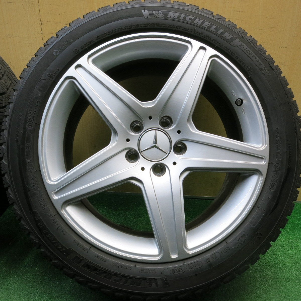 バリ溝！キレイ！9分★ベンツ 等 AGA Burg TARGA 245/45R18 スタッドレス ミシュラン X-ICE SNOW 18インチ ブルグ PCD112/5H★5121107HAス