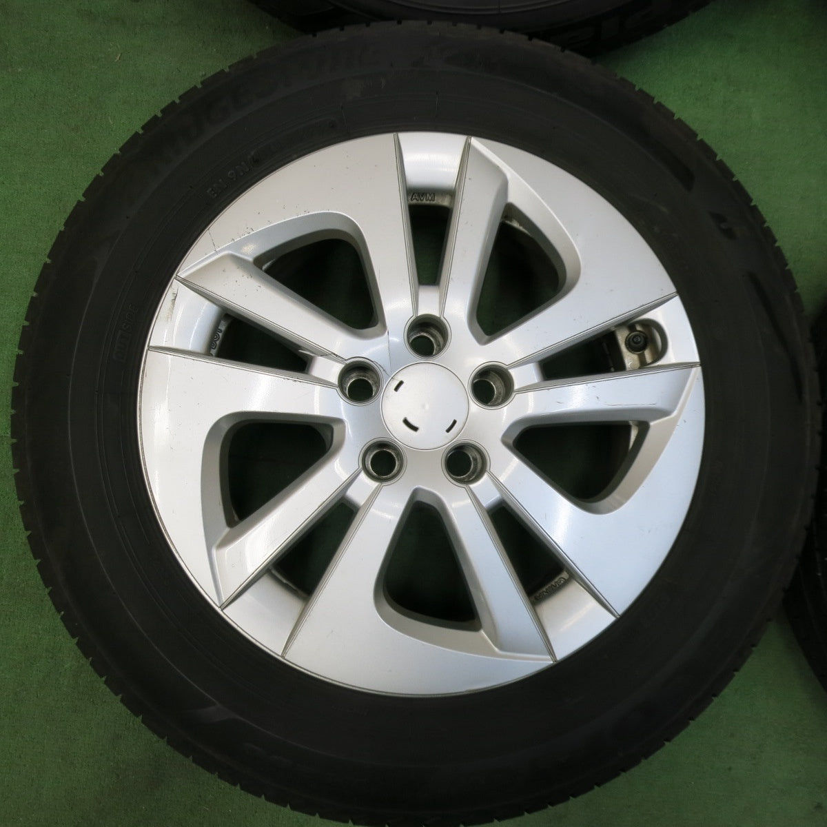 [送料無料] バリ溝！24年！ほぼ10分★トヨタ 50系 プリウス 純正 195/65R15 ブリヂストン エコピア NH200 15インチ PCD100/5H★5022809SYノ