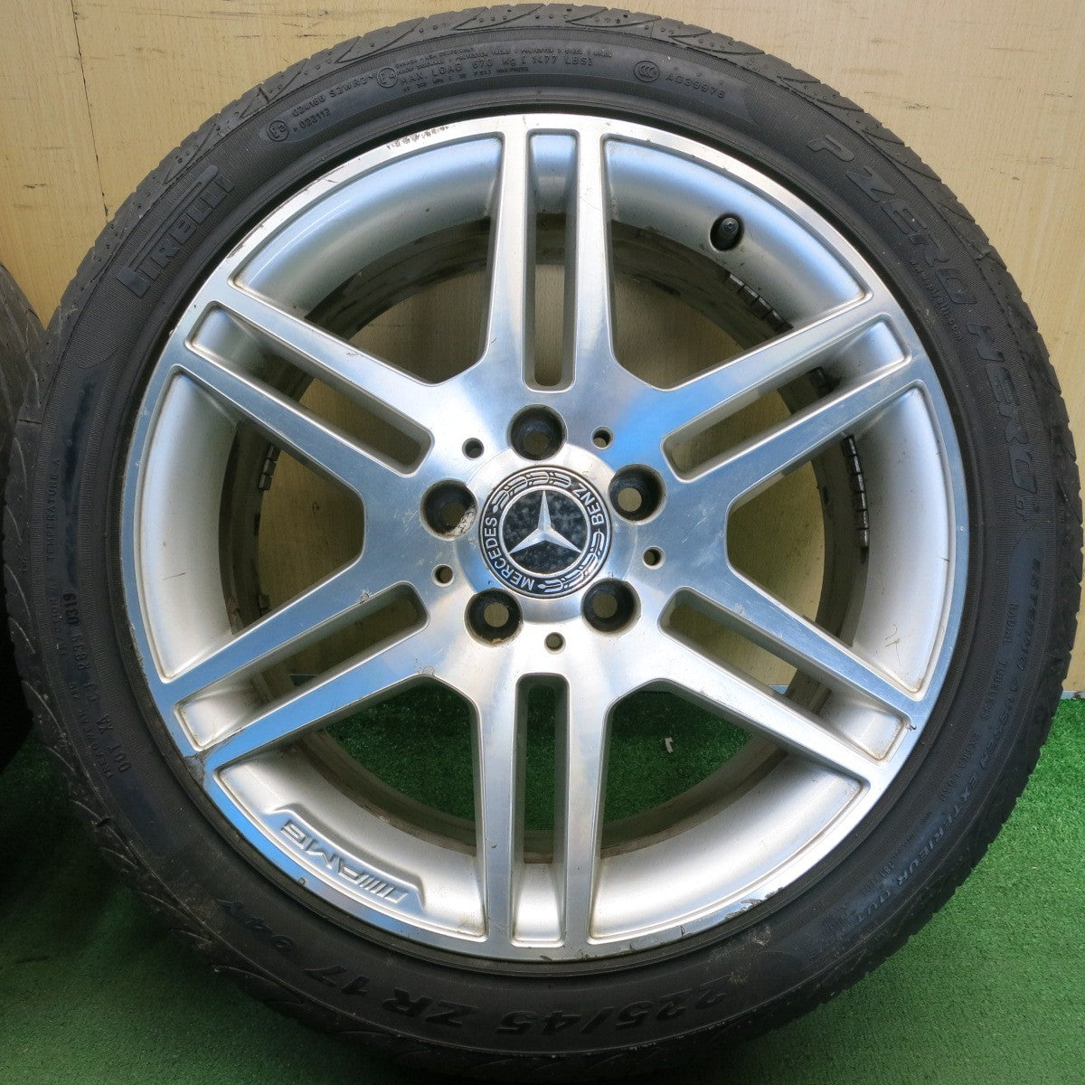 バリ溝！9.5分◎ベンツ Cクラス W204 純正 AMG 225/45R17 245/40R17 ピレリ PZERO NERO GT コンチネンタル コンチスポーツコンタクト5 17インチ PCD112/5H◎6081307HAノ