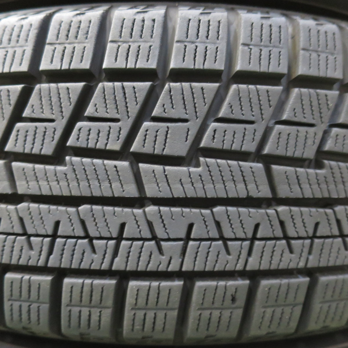 バリ溝！21年！9.5分★スタッドレス 175/65R15 ヨコハマ アイスガード iG60 TOPRUN トップラン 15インチ PCD100/4H★5100709イス