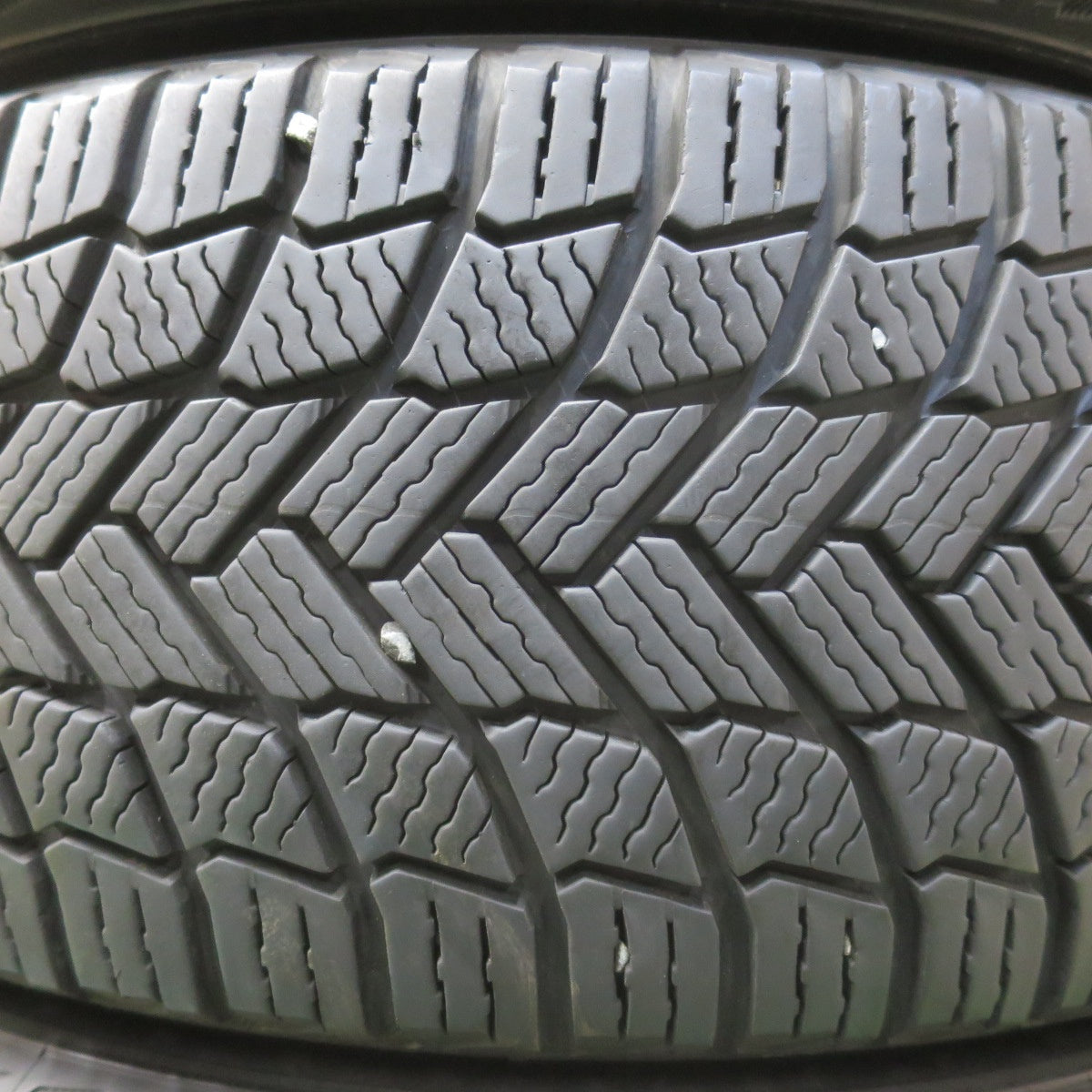 バリ溝！22年！8.5分★ワーゲン 等 EUROBAHN SPORTECHNIC 205/55R16 スタッドレス ミシュラン X-ICE SNOW ユーロバーン スポーツテクニック 16インチ PCD112/5H★6022604イス
