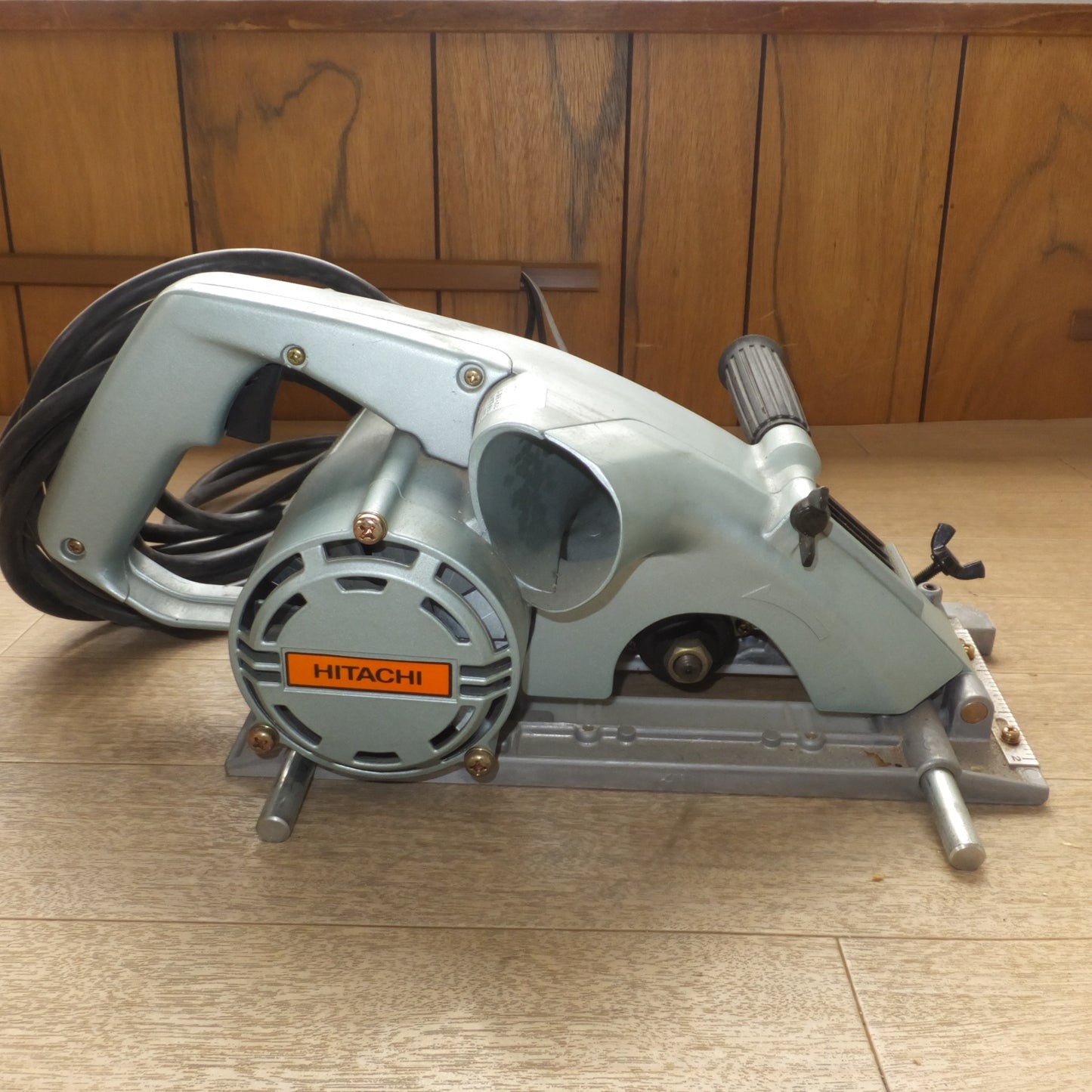 [送料無料] ★日立 HITACHI 46mm ブレーキ付仕上溝切 PG21B　100V 50/60Hz 12A 8500rpm★