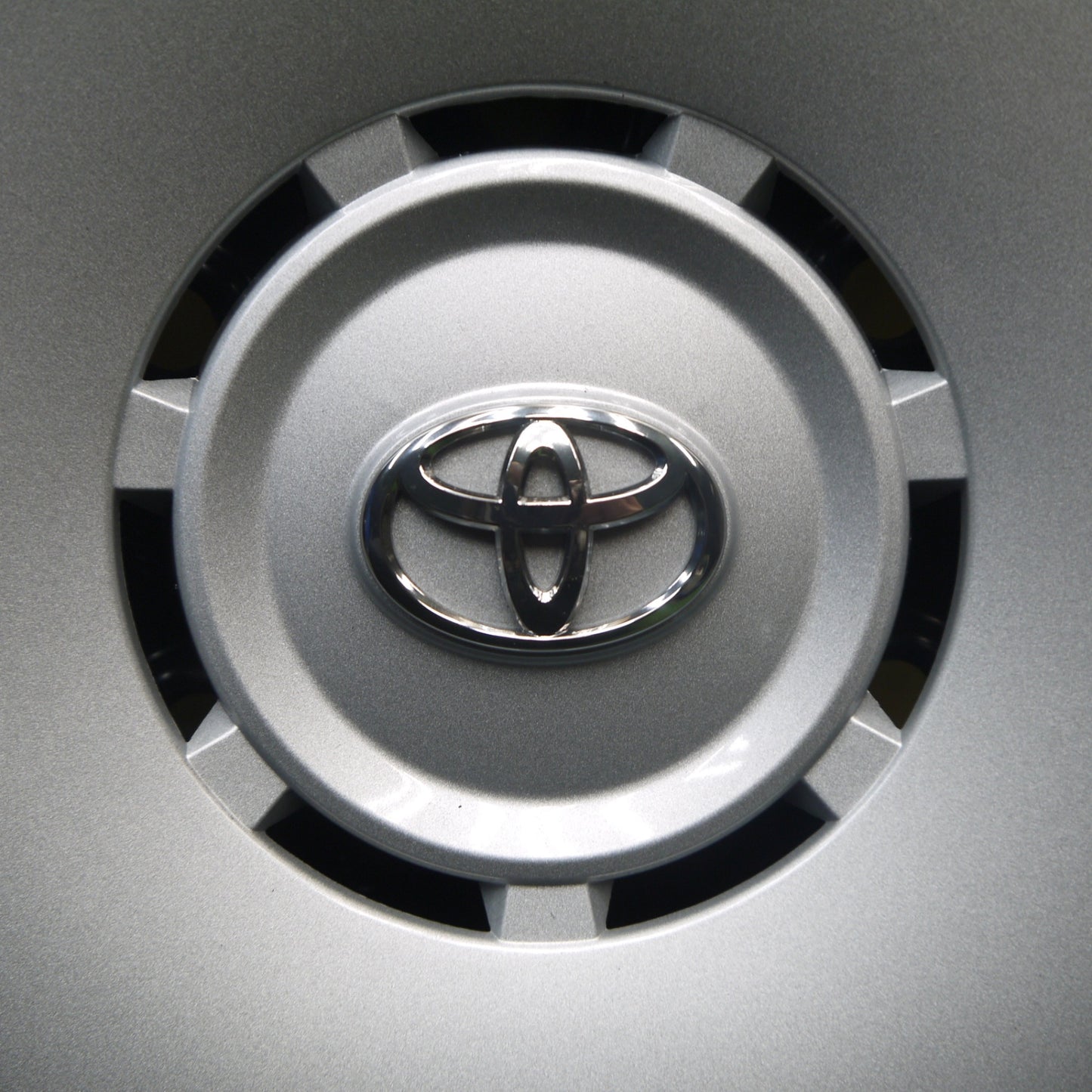 新車外し！25年★トヨタ 200系 ハイエース 純正 スチール 195/80R15 107/105S ダンロップ SP175N 15インチ PCD139.7/6H★6020912Hノ