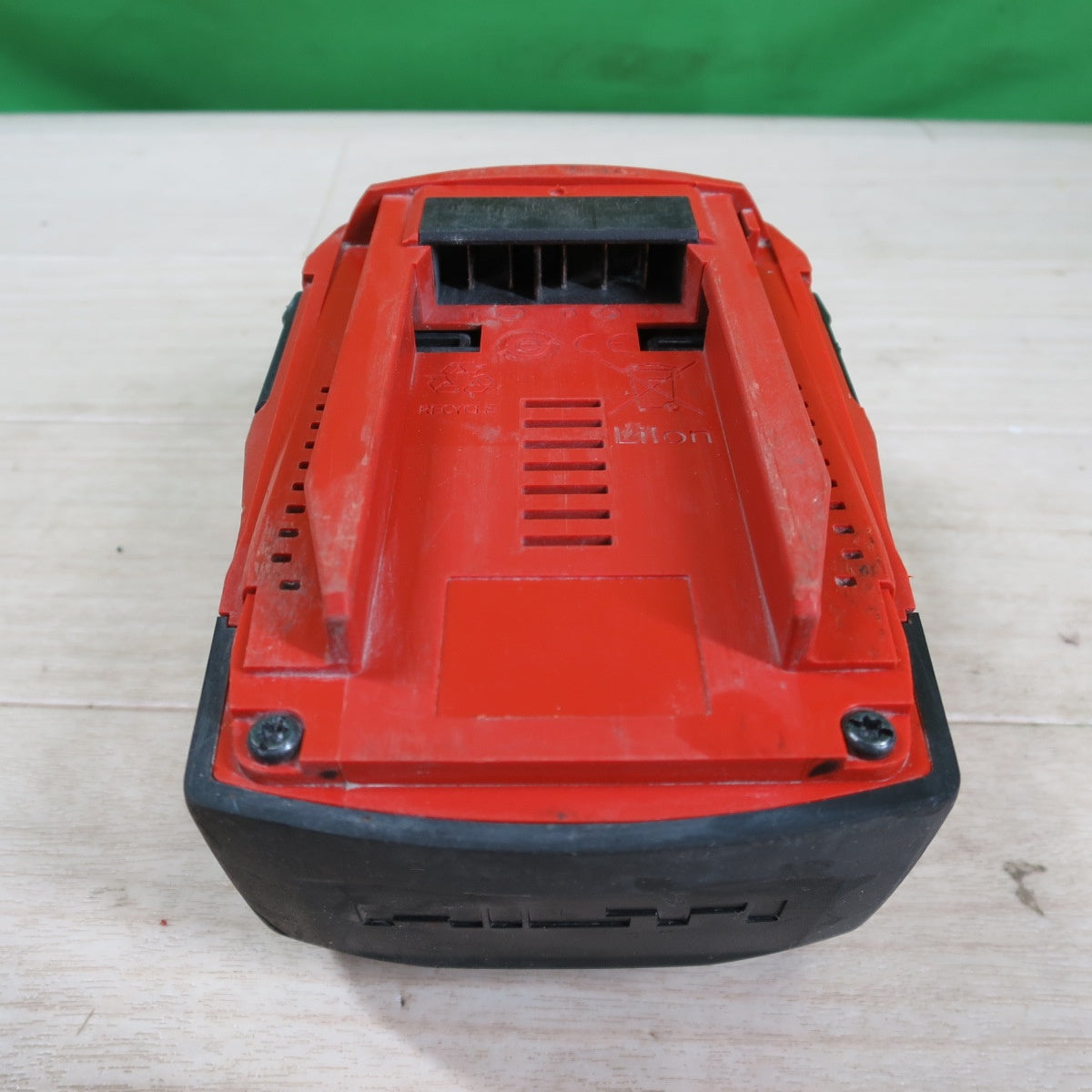 [送料無料] ☆HILTI ヒルティ 22V 8.0Ah リチウム イオン バッテリー パック B22/8.0 Li-ion 01 CPC 電池 電動 工具 等に☆