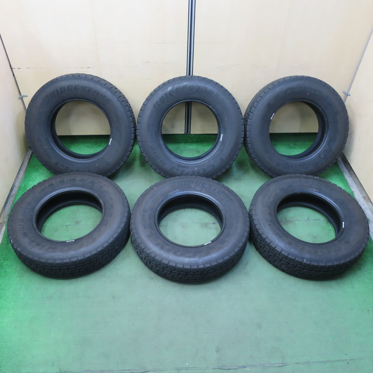 バリ溝！25年！9分！6本★トラック タイヤ 205/85R16 117/115N ブリヂストン エコピア M812 ミックス オールシーズン 16インチ★5102310イスタ