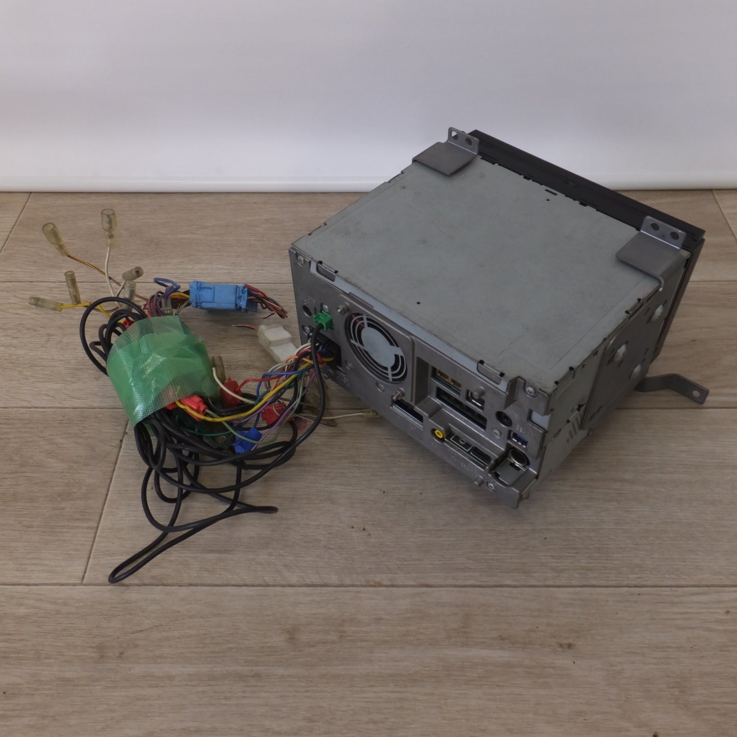 [送料無料] 現状品★カロッツェリア carrozzeria AV一体型ナビ サイバーナビ AVIC-ZH77 パイオニア Pioneer(16★