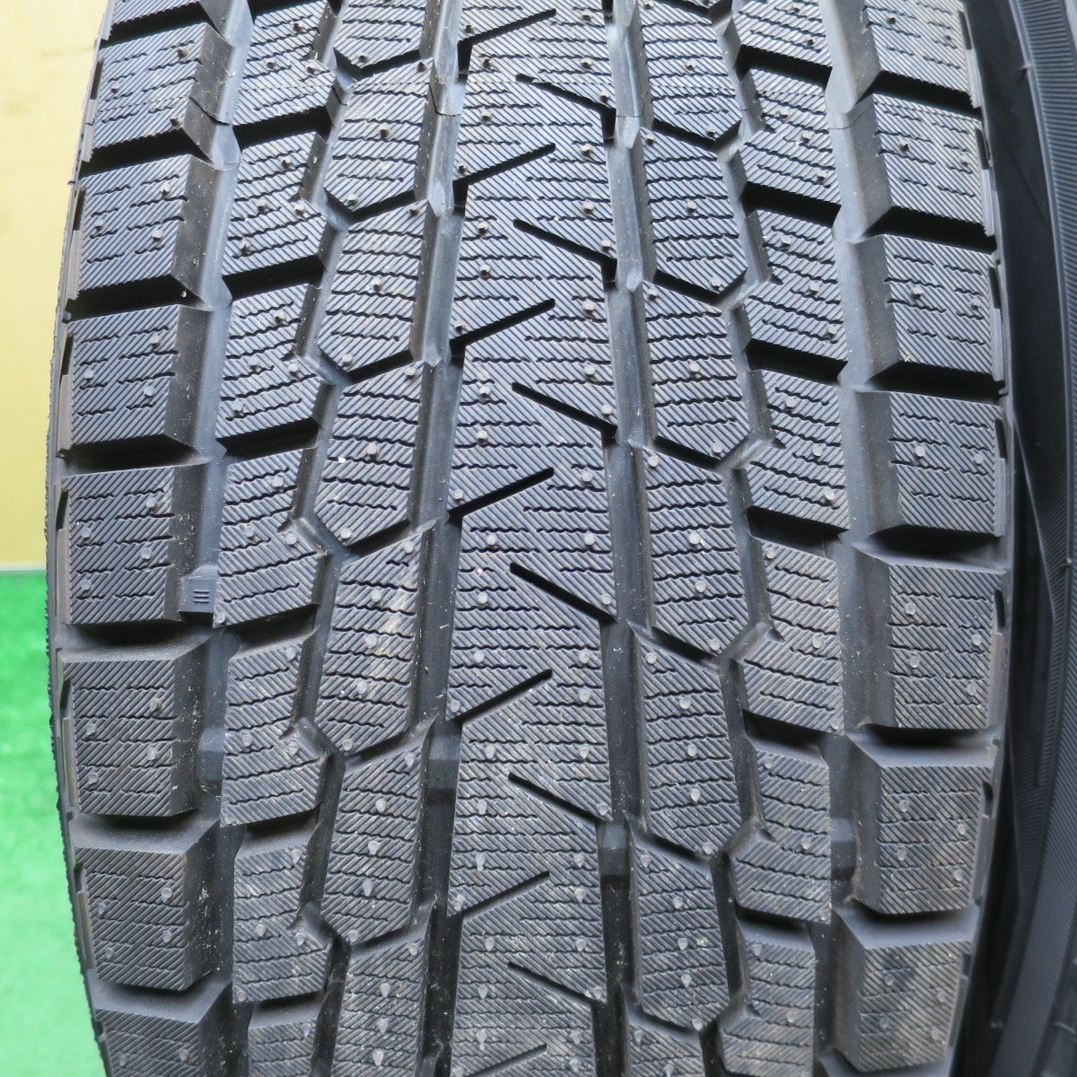 ほぼ未使用！キレイ★スタッドレス 225/65R17 ヨコハマ アイスガード G075 MiLLOUS PS ミルアス 17インチ PCD114.3/5H★6022509NJス