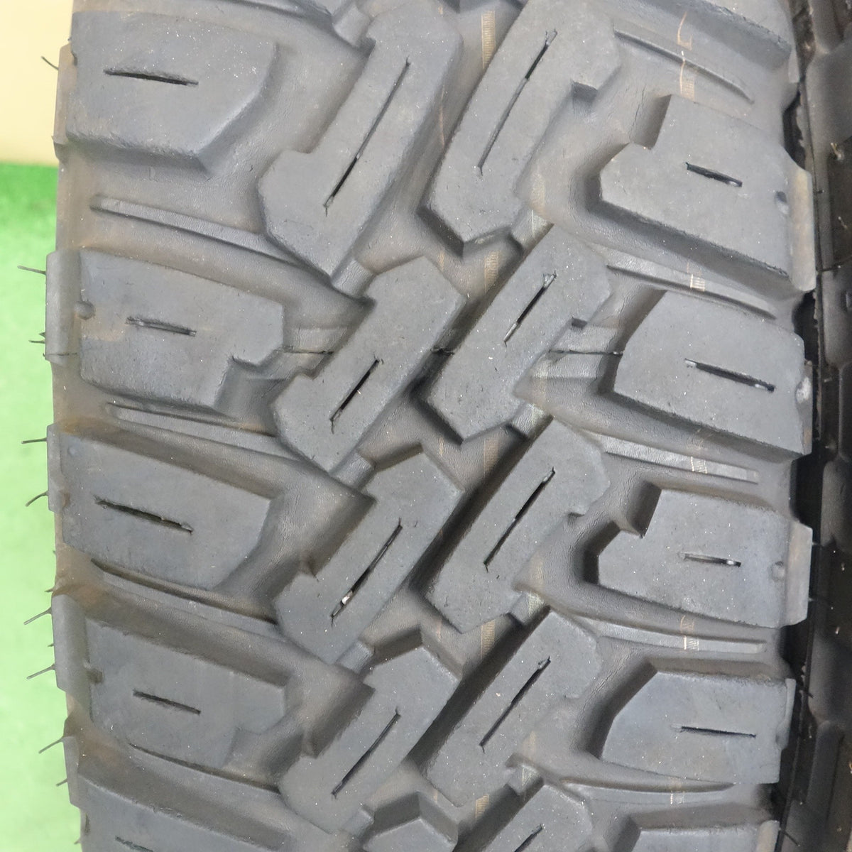 バリ溝！25年！キレイ！9.5分◎FINALIST 165/65R14 ナンカン NK 4X4 WD M/T FT-9 ファイナリスト ハスラー ソリオ 等 PCD100/4H◎6083101KTノ