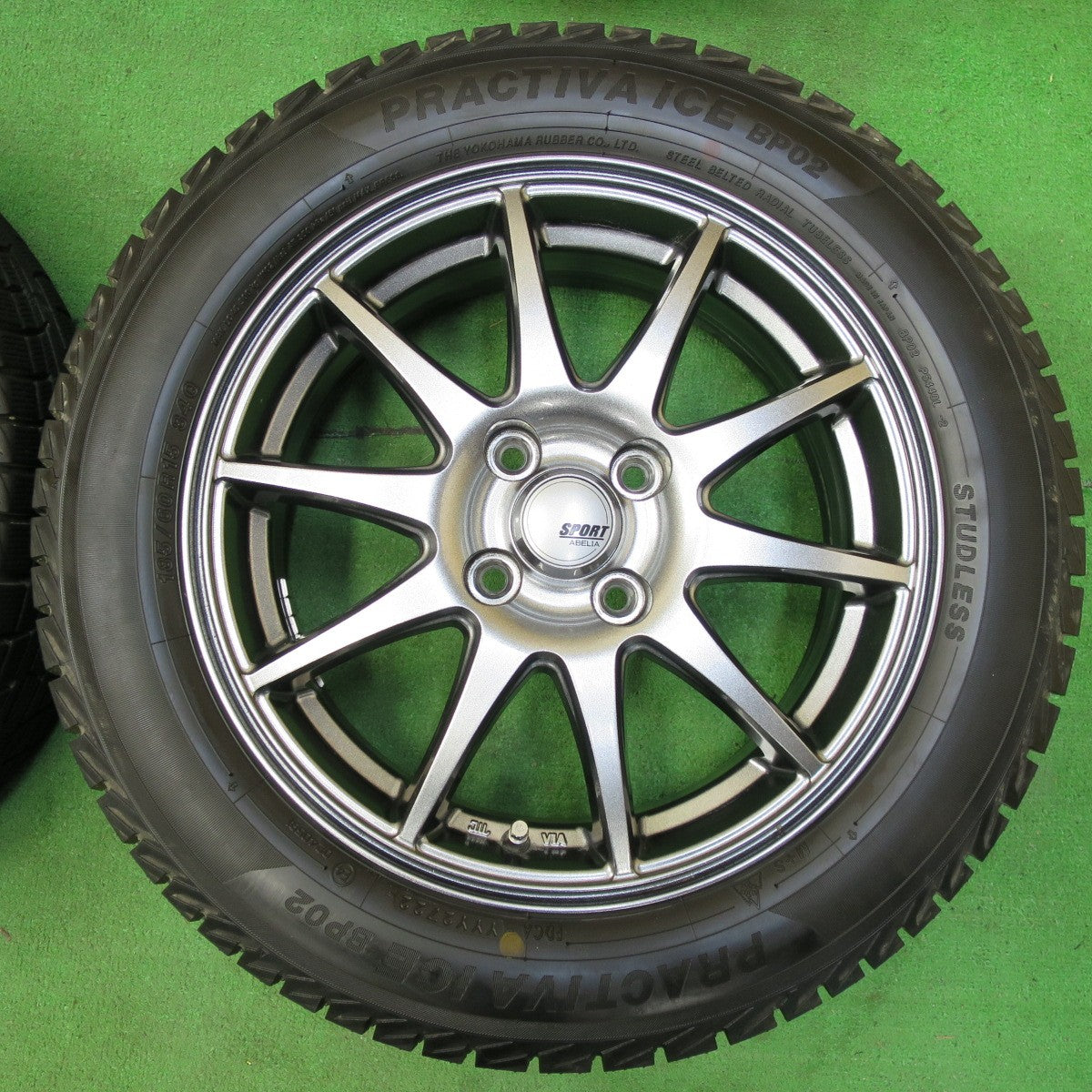 *送料無料* バリ溝！22年！キレイ！ほぼ10分★スタッドレス 185/60R15 プラクティバ アイス BP02 SPORT ABELIA 15インチ PCD100/4H★4060506イス