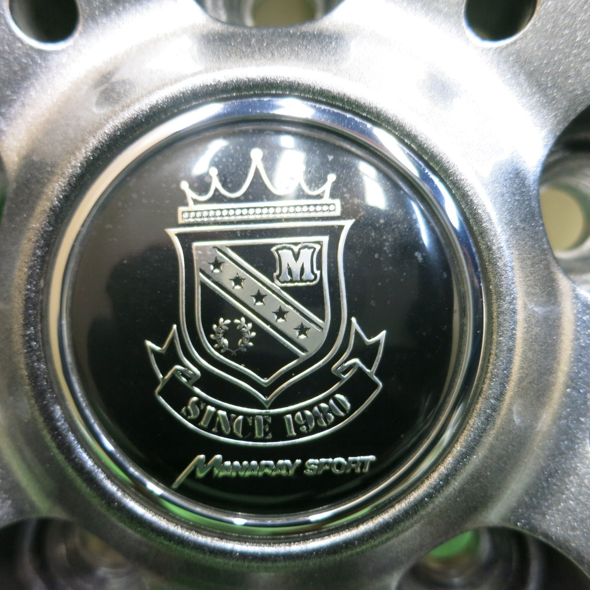 [送料無料] キレイ★MANARAY SPORT マナレイスポーツ 15インチ ホイール 15×6J PCD114.3/5H★4101811SYホ