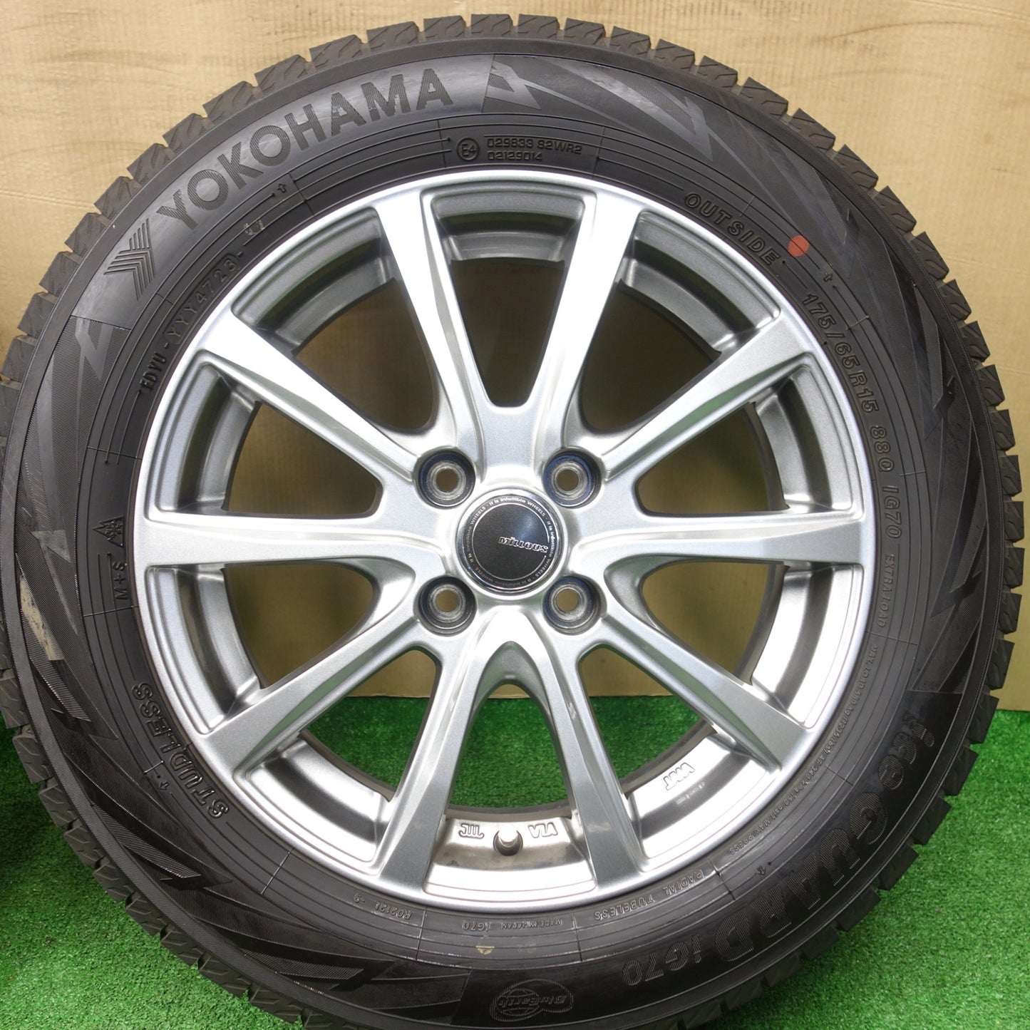 バリ溝！23年！キレイ！9.5分★スタッドレス 175/65R15 ヨコハマ アイスガード iG70 MiLLOUS VX ミルアス 15インチ PCD100/4H★5121404KTス