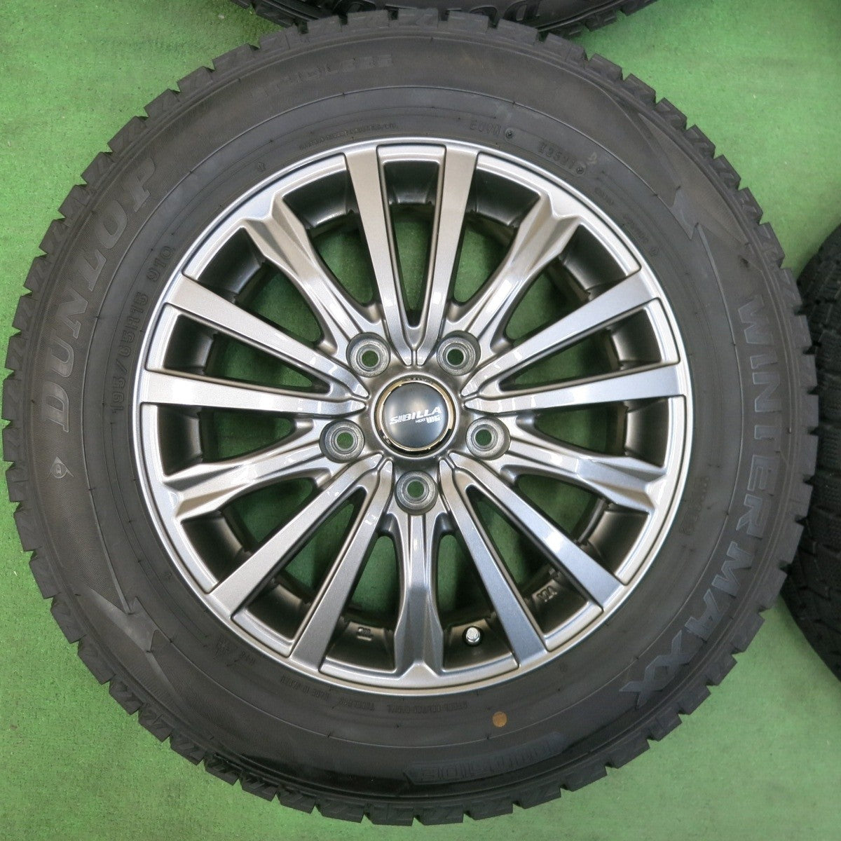 バリ溝！21年！キレイ！9.5分★スタッドレス 195/65R15 ダンロップ ウインターマックス WM02 SIBILLA NEXT W5 シビラ 15インチ PCD114.3/5H★4121805SYス