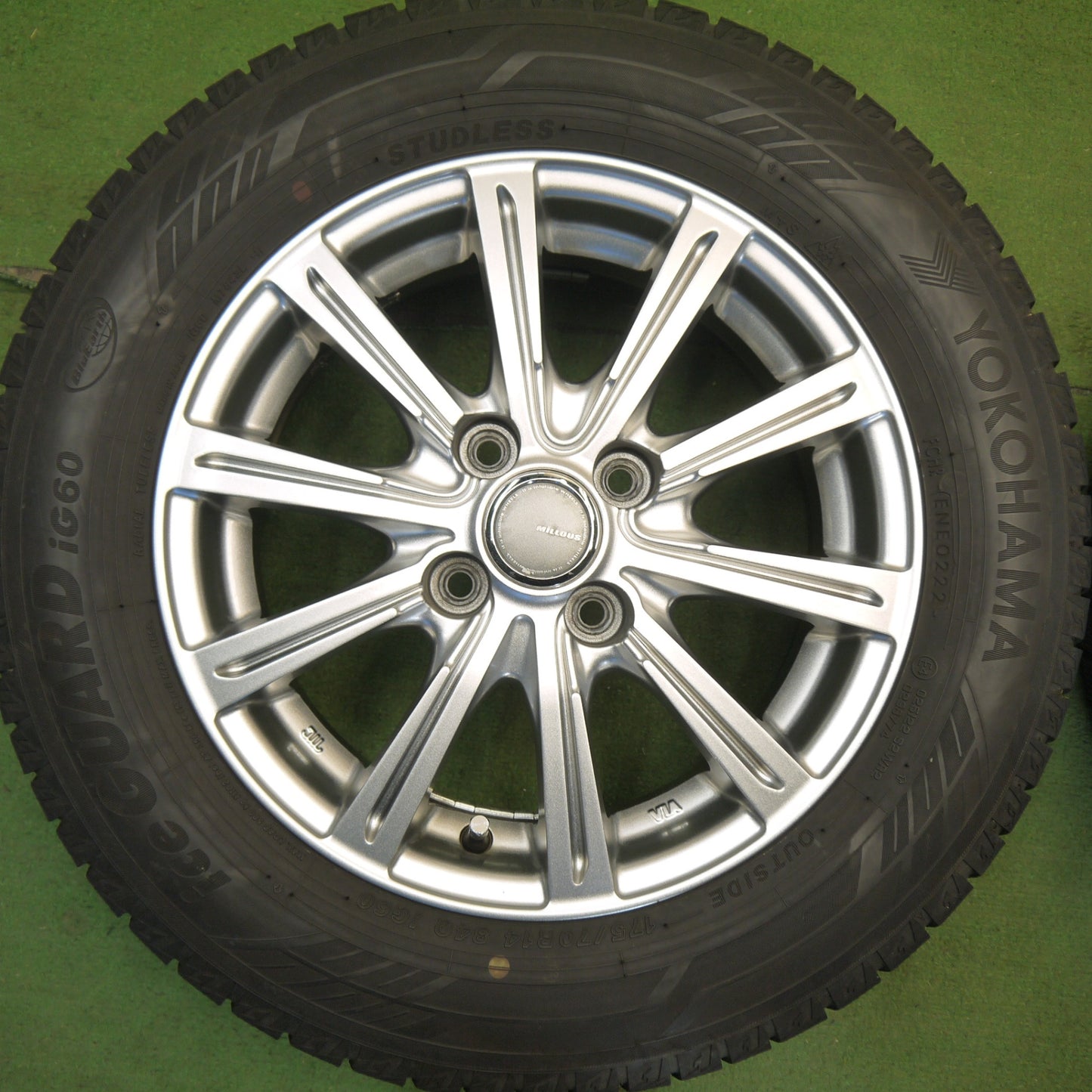 バリ溝！22年！キレイ！9.5分★スタッドレス 175/70R14 ヨコハマ アイスガード iG60 MiLLOUS PS ミルアス 14インチ PCD100/4H★6042403Hス