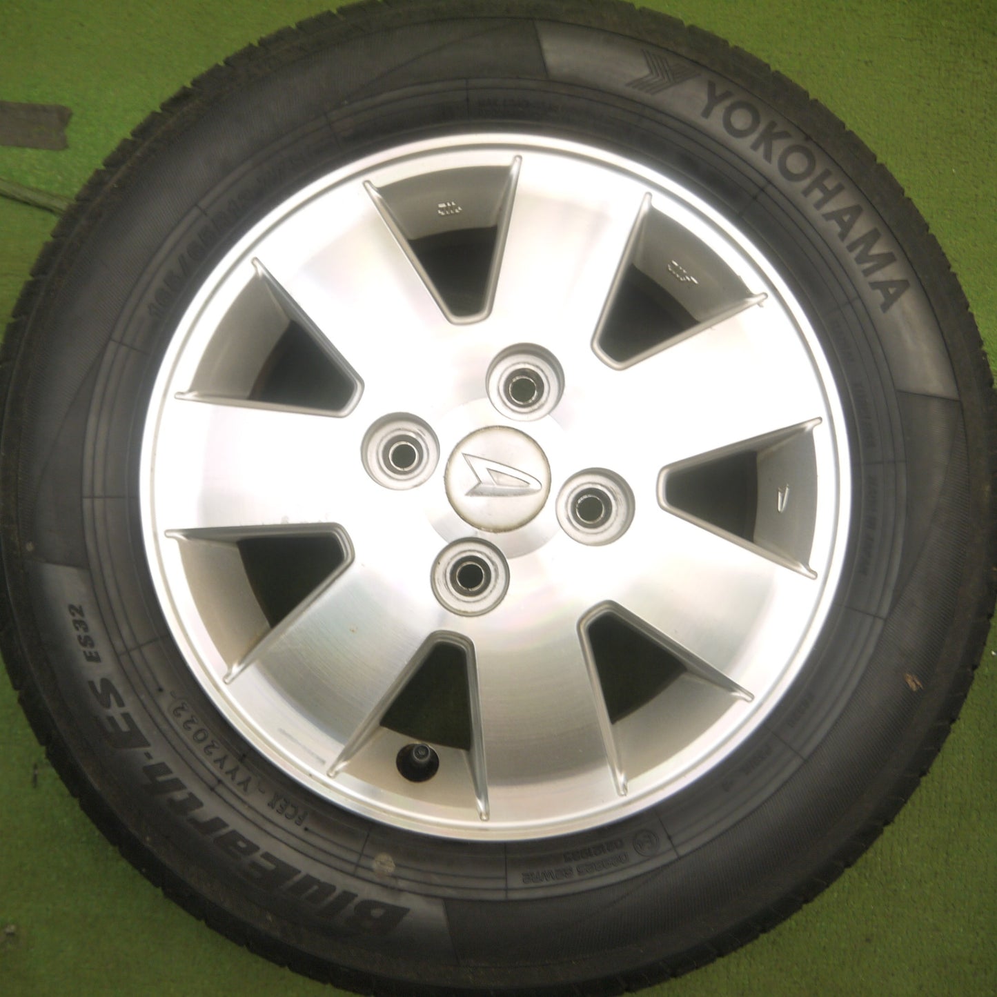 *送料無料* 超バリ溝！22年！ほぼ10分★ダイハツ アトレーワゴン 純正 165/65R13 ヨコハマ BluEarth-ES ES32 13インチ PCD100/4H★4052708Hノ