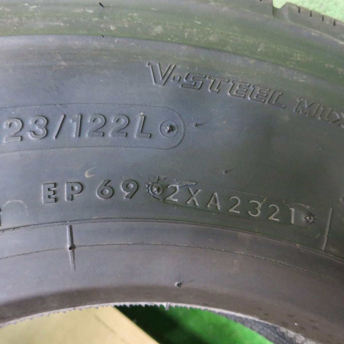 [送料無料] バリ溝！21年！ほぼ10分！2本★トラック タイヤ 225/80R17.5 123/122L ブリヂストン M800 ミックス オールシーズン 17.5インチ★5031107ナスタ