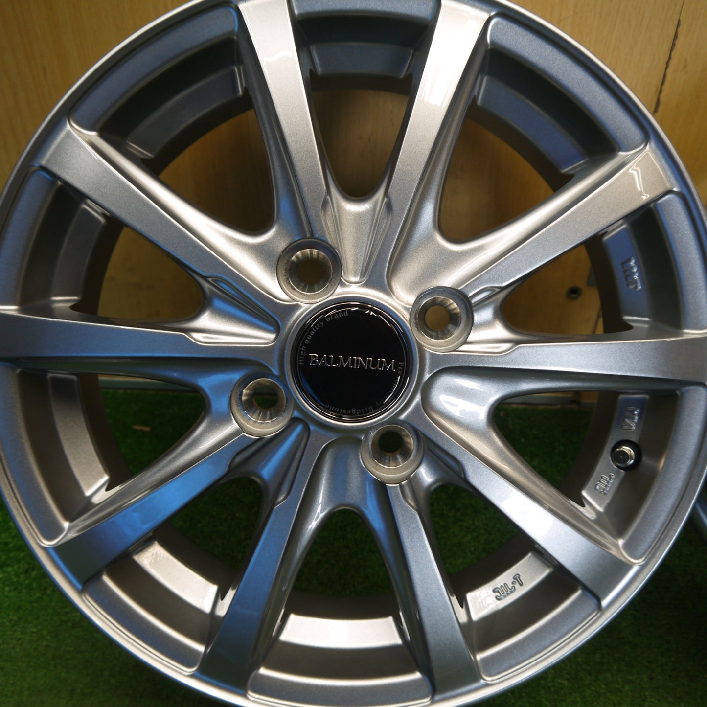 未使用★BALMINUM LS10 バルミナ 14インチ ホイール 14×4.5J PCD100/4H★6042203Hホ