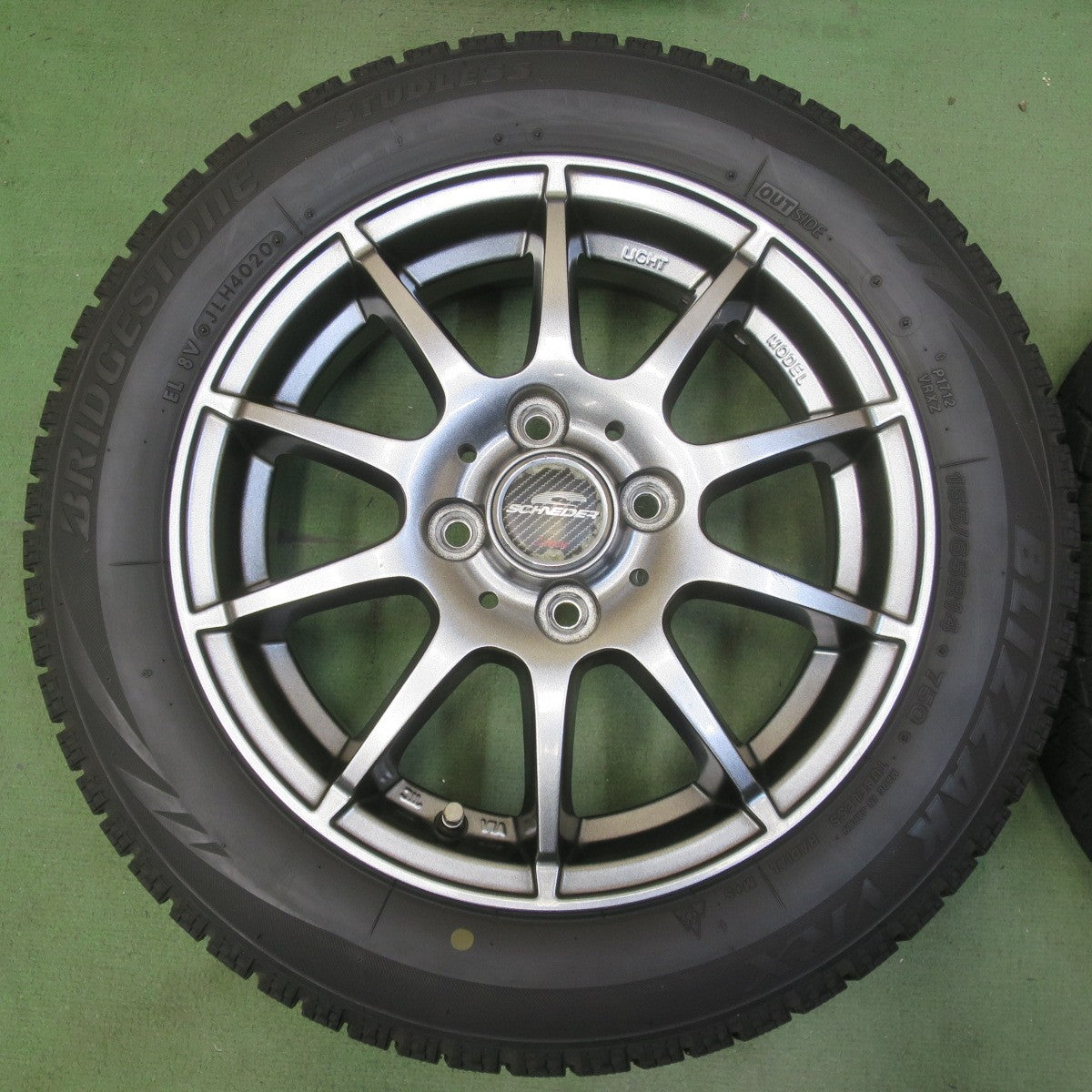 キレイ◎スタッドレス 155/65R14 ブリヂストン ブリザック VRX SCHNEIDER ATECH シュナイダー 14インチ PCD100/4H◎6093005イス