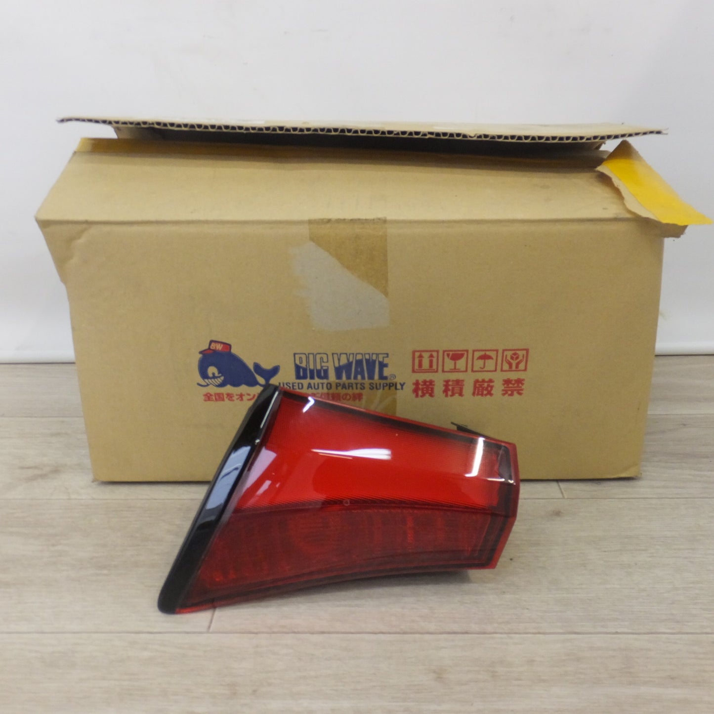 [送料無料] ★トヨタ TOYOTA 純正 プリウス ZVW50 50系 テールライト ICHIKOH 47-112 左★