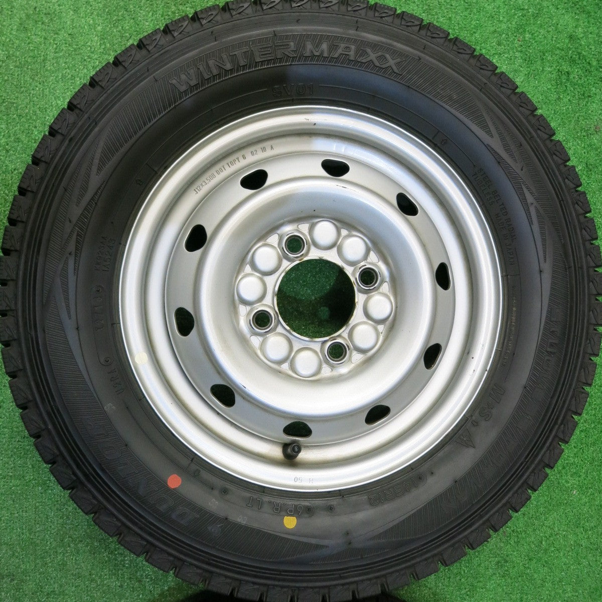 バリ溝！9.5分★スタッドレス 145R12 6PR ダンロップ ウインターマックス SV01 TOPY スチール 12インチ PCD100/4H★5062702HAス