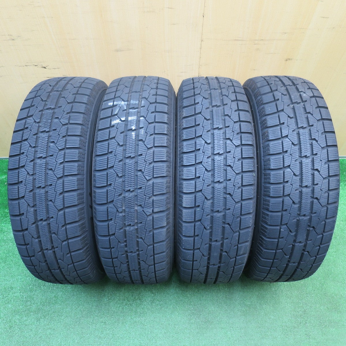 バリ溝！22年！キレイ！9.5分★スタッドレス 195/65R15 トーヨー オブザーブ ガリット GIZ Ti WHEELS 15インチ PCD114.3/5H★5111902NJス