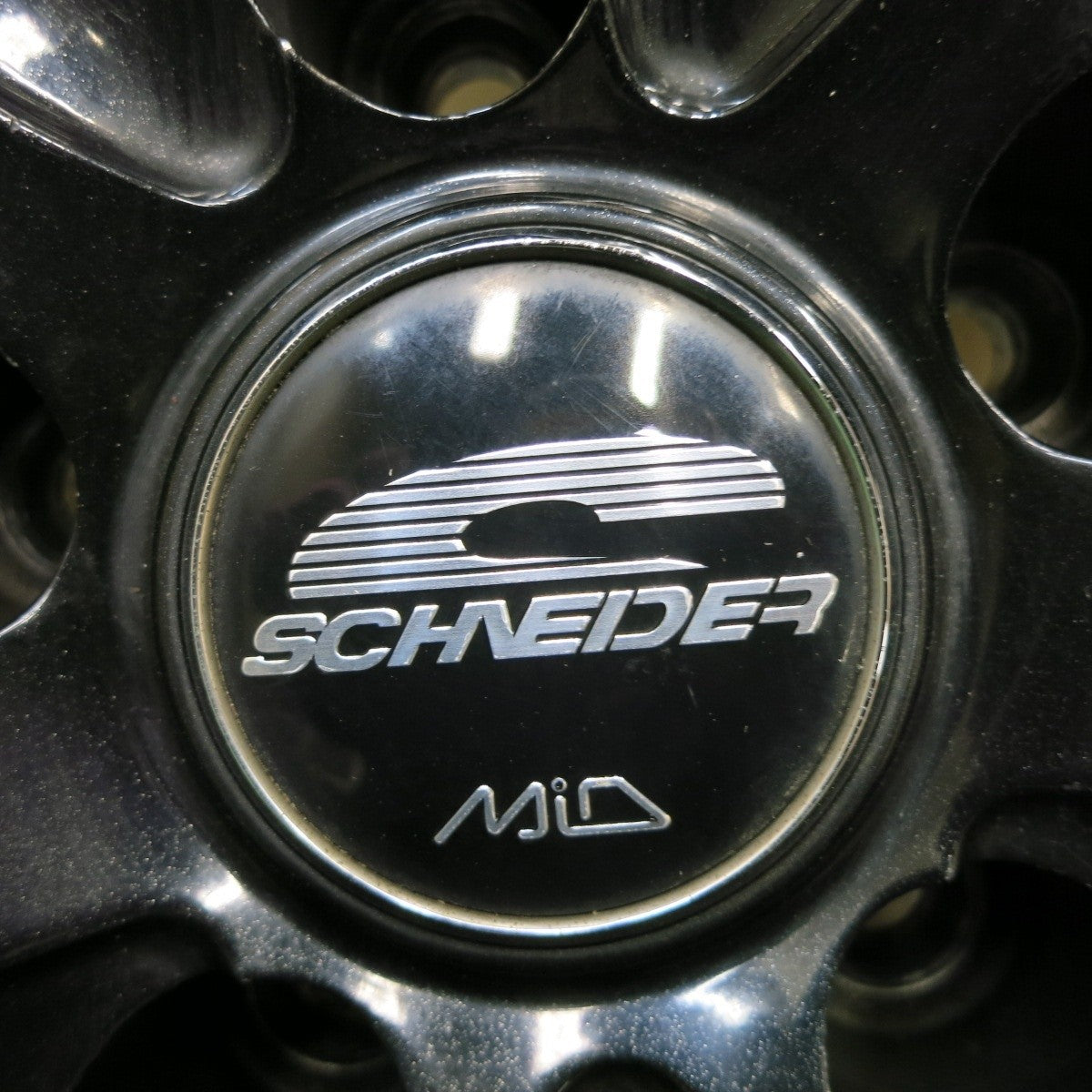 4本価格★SCHNEIDER MiD シュナイダー マルカ 16インチ ホイール 16×6.5J PCD114.3/5H★5040105ナホ