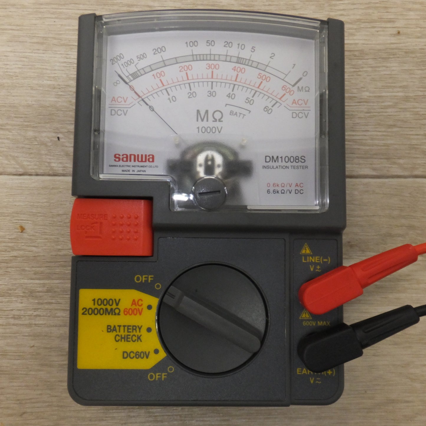 [送料無料] 美品★三和電気計器 SANWA 絶縁抵抗計 DM1008S　INSULATION RESISTANCE TESTER(2)★