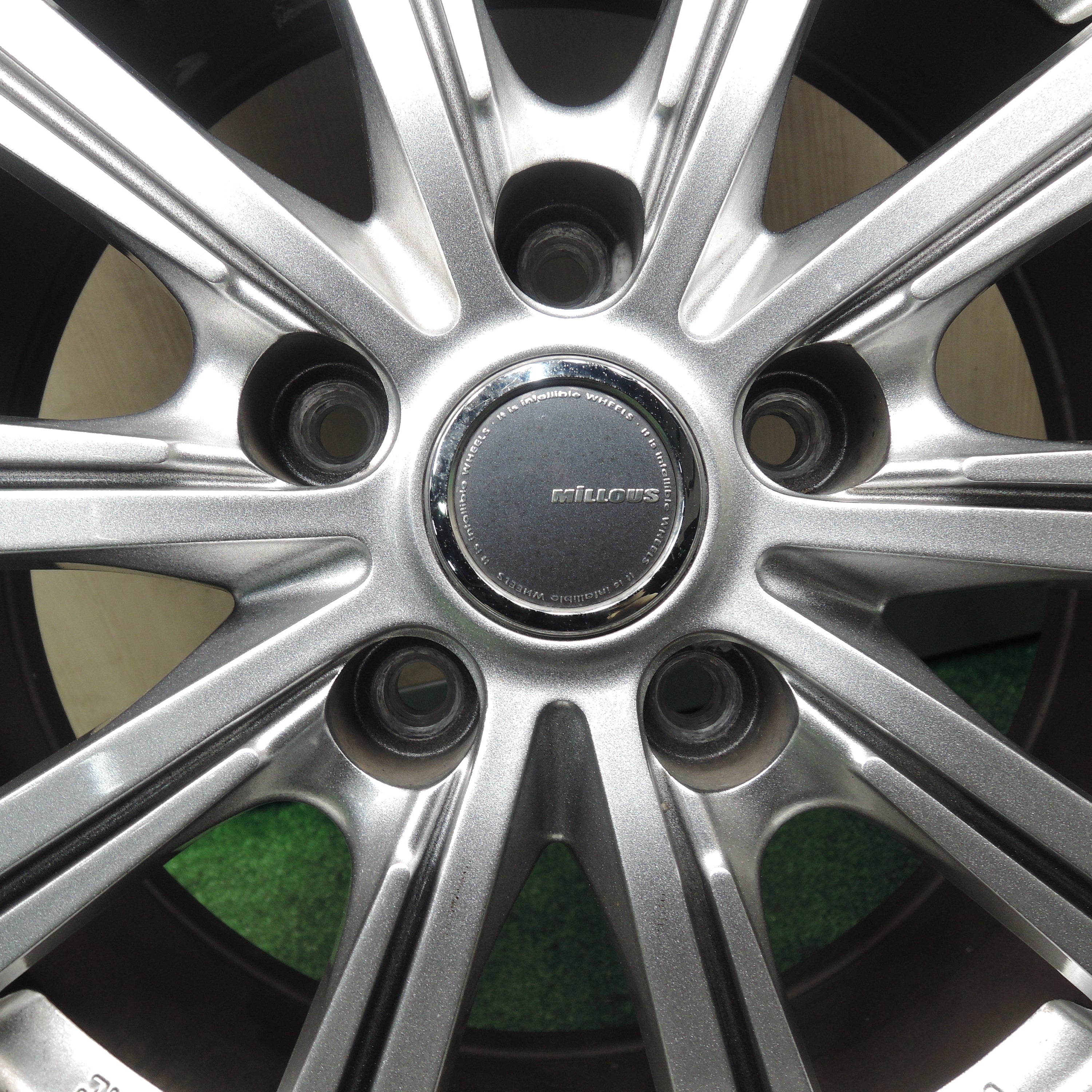 送料無料*バリ溝！キレイ！9.5分☆スタッドレス 205/60R16 ヨコハマ