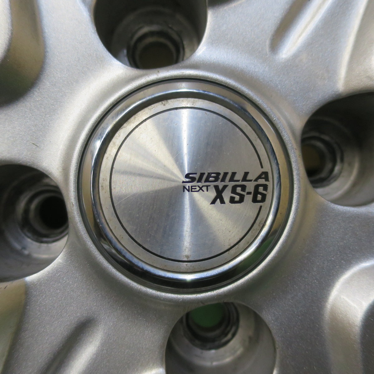 バリ溝！23年！ほぼ10分★スタッドレス 175/70R14 トーヨー オブザーブ ガリット GIZ SIBILLA NEXT XS-6 シビラ 14インチ PCD100/4H★5101408イス