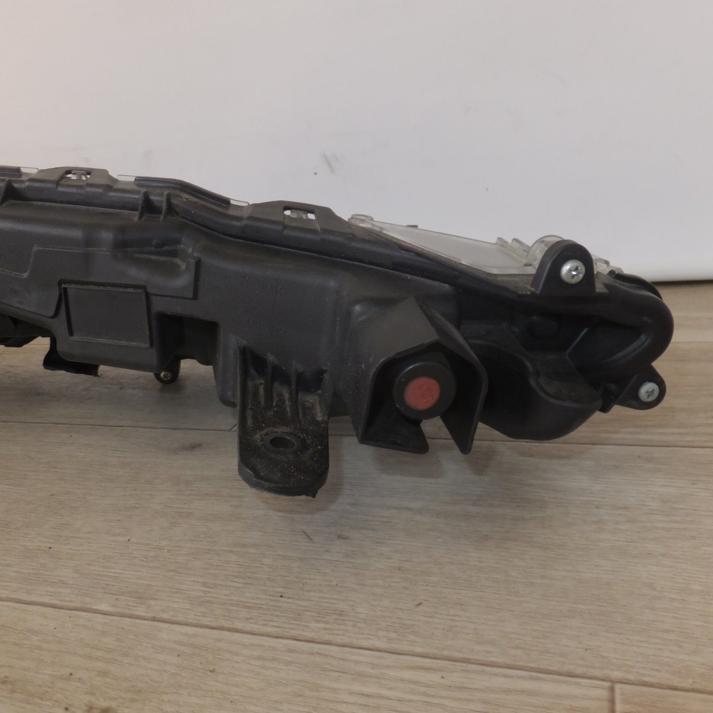 [送料無料] 現状品★三菱 MITSUBISHI 純正 デリカ D:5 CV1W ポジションランプ クリアランスランプ KOITO 212-67120 右 ステー割れ★