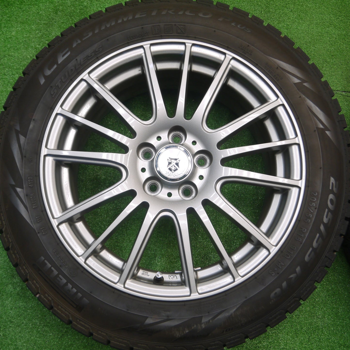 [送料無料] バリ溝！20年！キレイ！9分★86 BRZ 等 205/55R16 スタッドレス ピレリ アイスアシンメトリコ プラス GMach 16インチ PCD100/5H★4091705Hス