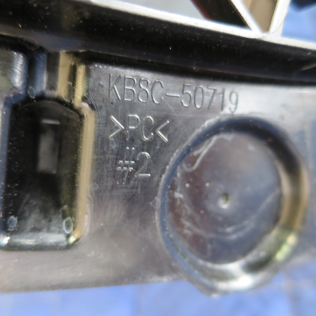 [送料無料] キレイ☆マツダ KF CX-5 KF2P KF5P 純正 フロント グリル ラジエーター グリル KB8C-50719☆