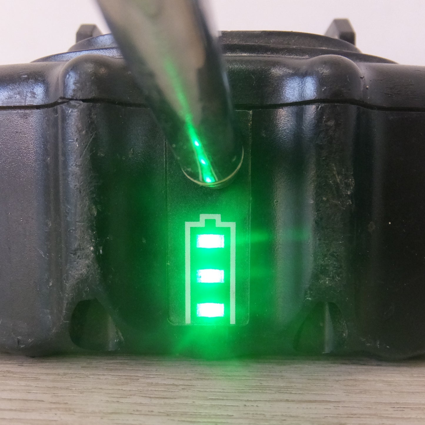[送料無料] ★RUIWANG 互換 リチウムイオン充電池 BL1860B　RECHARGEABLE LITHIUM ION BATTERY BL1860B BL18　3点 セット★