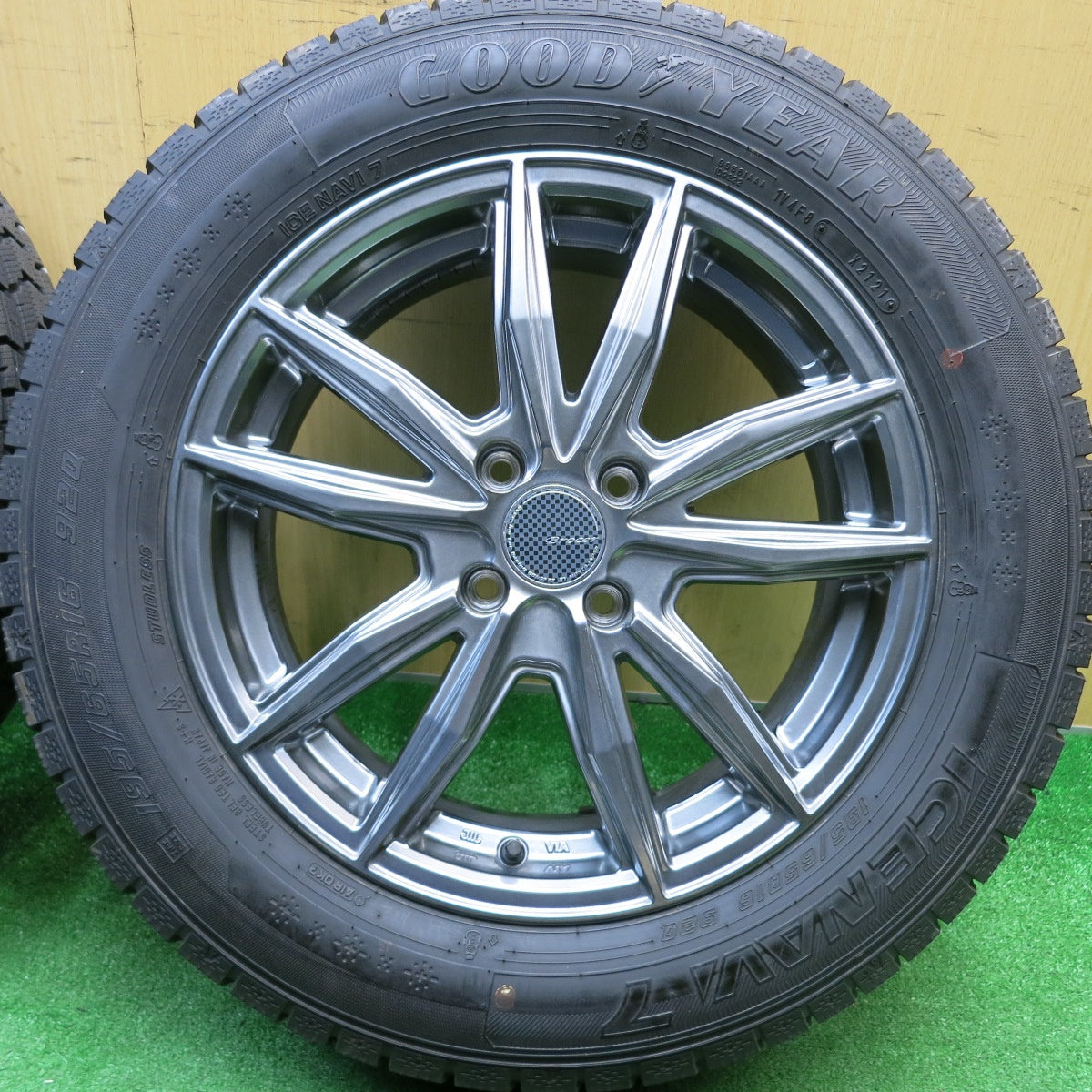 バリ溝！21年！9.5分以上★スタッドレス 195/65R16 グッドイヤー アイスナビ7 Rversion Brocer Rバージョン ブロッカー 16インチ PCD100/4H★5122102HAス