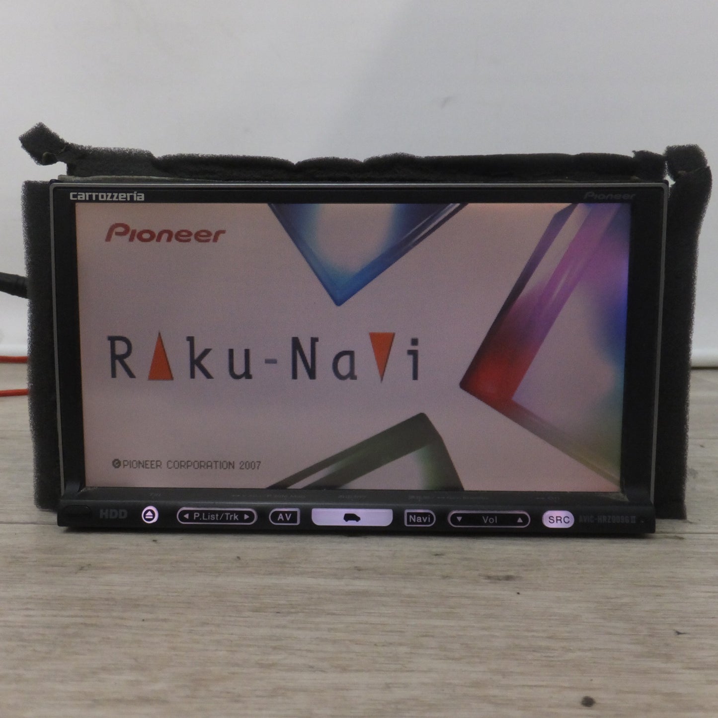 [送料無料] ★カロッツェリア carrozzeria AV一体型HDDナビゲーション 楽ナビ AVIC-HRZ009GII[34]★