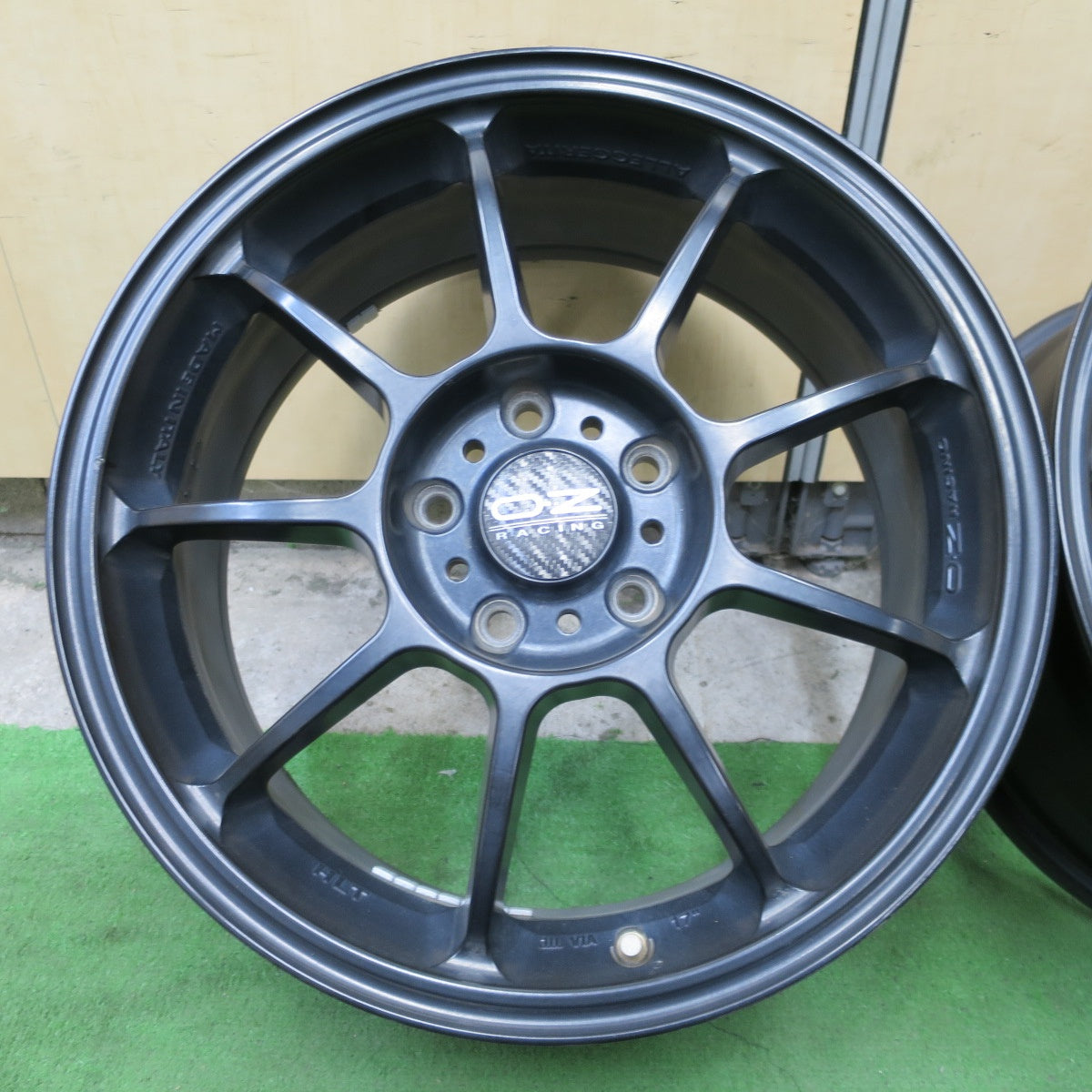 4本価格◎O・Z RACING Alleggerita HLT 17インチ ホイール OZ レーシング アレジェリータ 17×7.5J PCD112/5H◎6081702NGホ