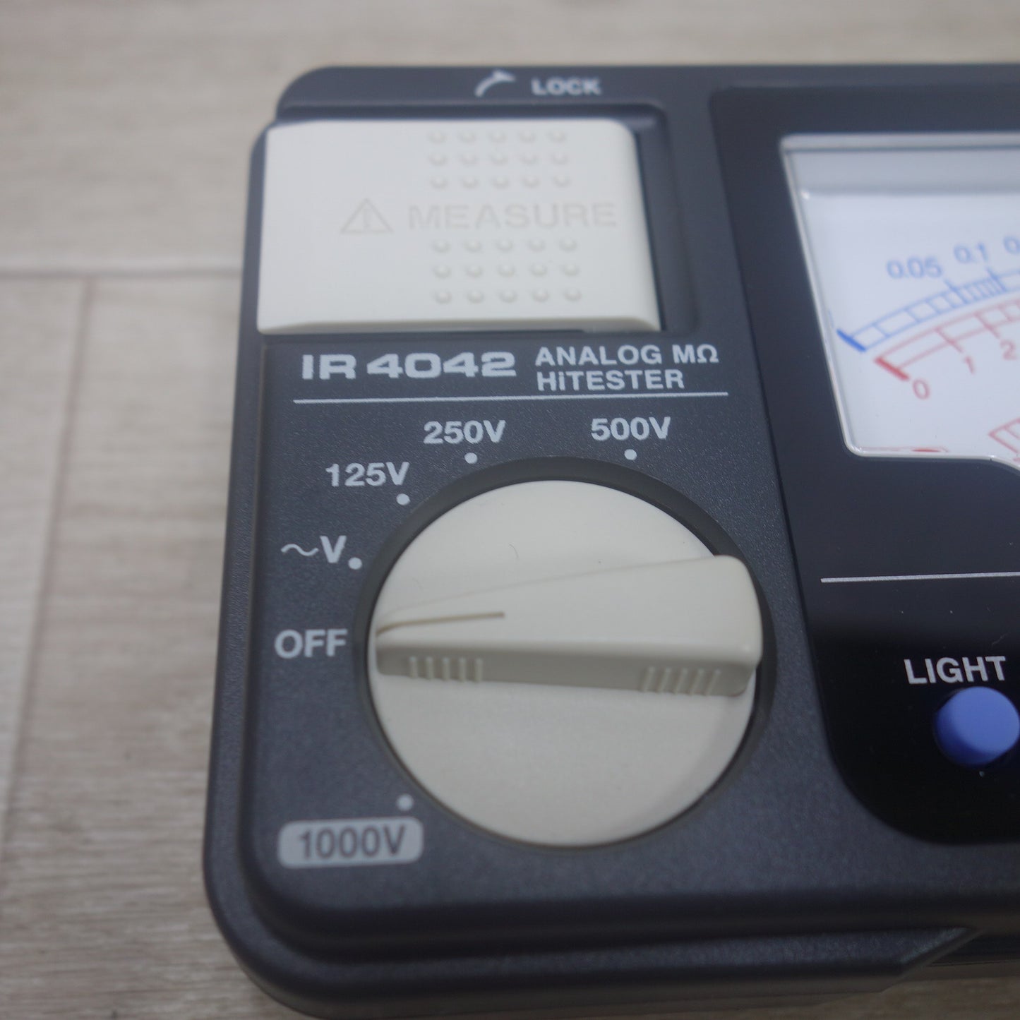 [送料無料] 美品◆HIOKI 日置 アナログ メグ オーム ハイテスター IR4042 絶縁抵抗計 計測器 測定器◆
