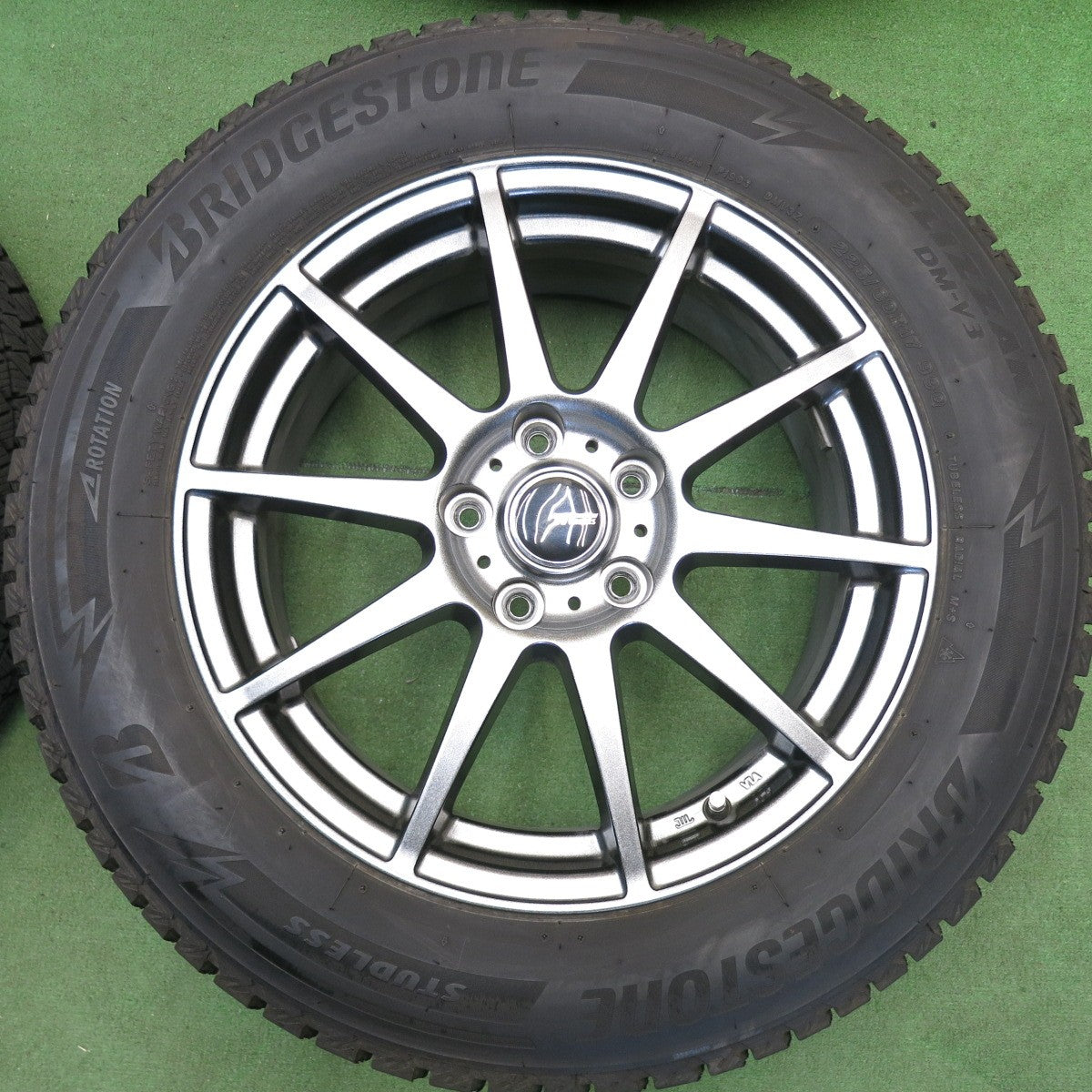 バリ溝！22年！キレイ！9分★スタッドレス 225/60R17 ブリヂストン ブリザック DM-V3 Ti WHEELS 社外 アルミ 17インチ PCD114.3/5H★6052302HAス