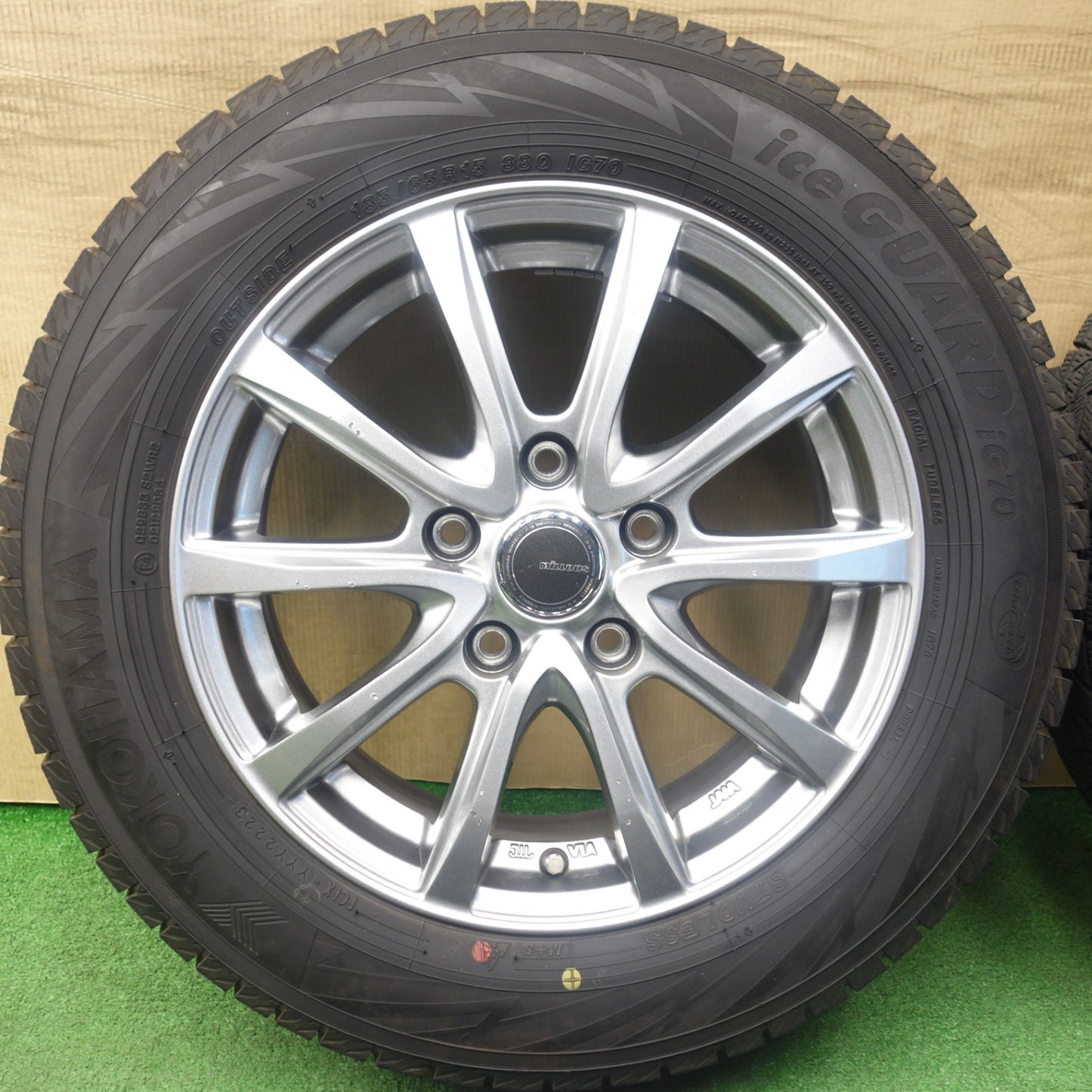 バリ溝！23年！9.5分★スタッドレス 185/65R15 ヨコハマ アイスガード iG70 MiLLOUS VX ミルアス 15インチ PCD114.3/5H★6021902KTス