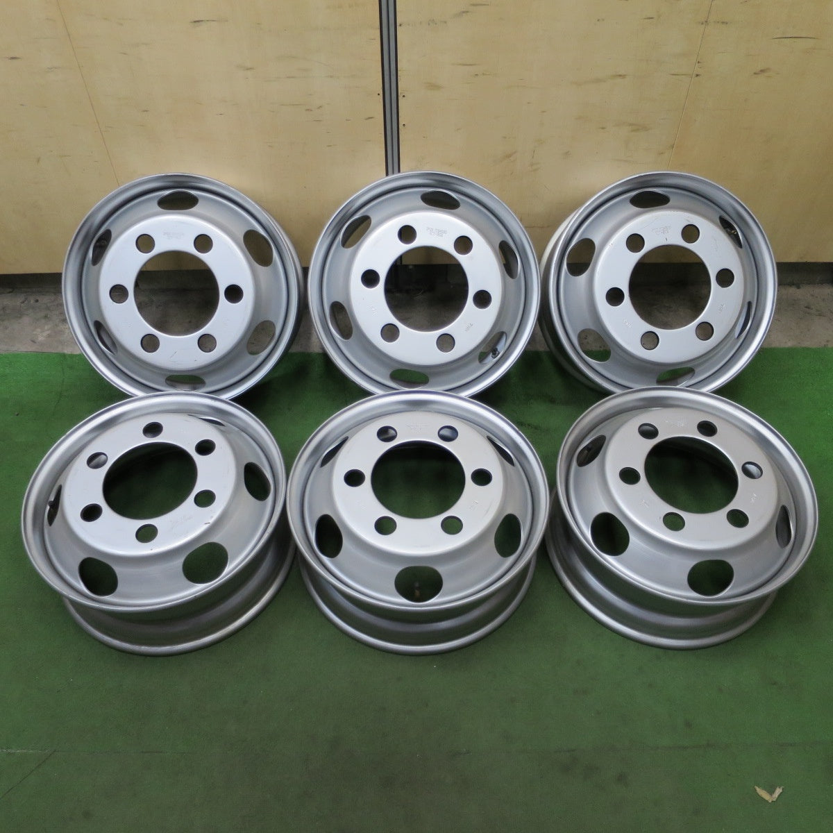 キレイ！6本★トラック TOPY スチール ホイール 17.5インチ トピー 127-9CS 17.5×6.00 PCD222.25/6H★6042205ナホ