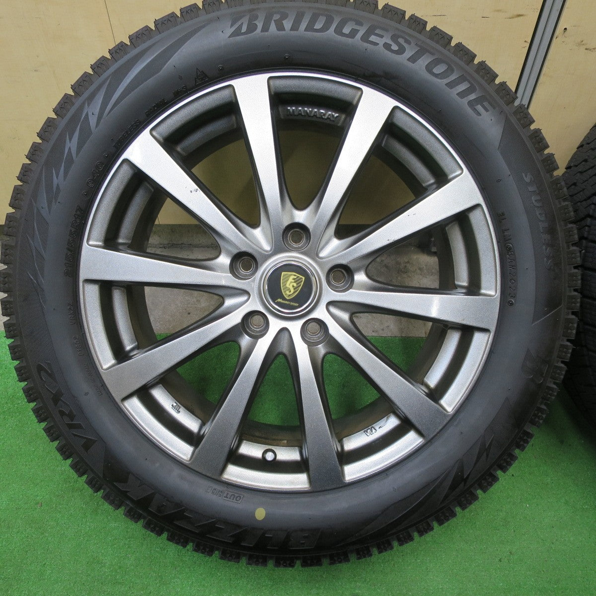 バリ溝！23年！ほぼ10分★スタッドレス 215/55R17 ブリヂストン ブリザック VRX2 MANARAY SPORT マナレイ スポーツ 17インチ PCD114.3/5H★5070104TTス